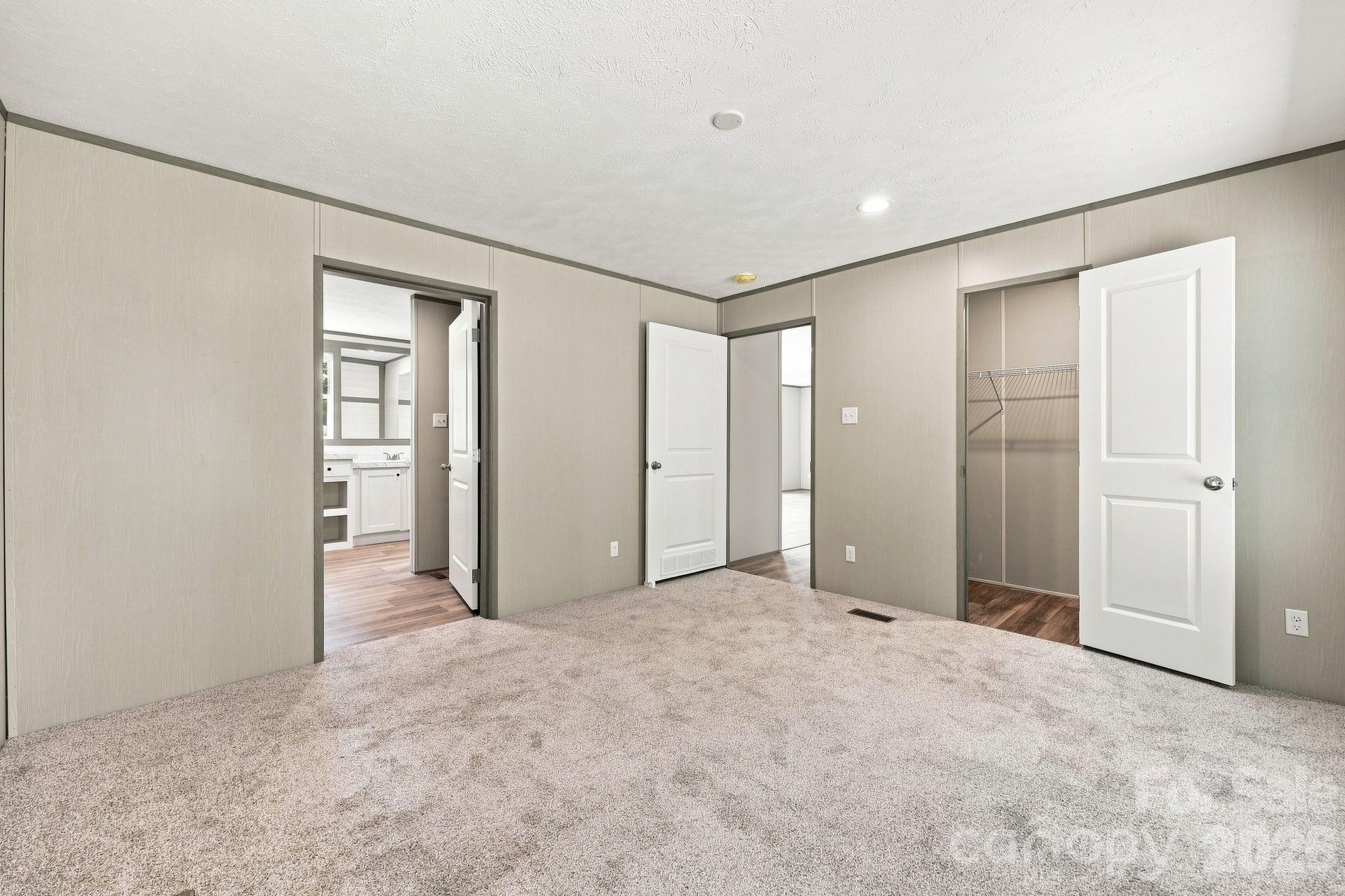 93 Foxcroft Lane Property Photo 36