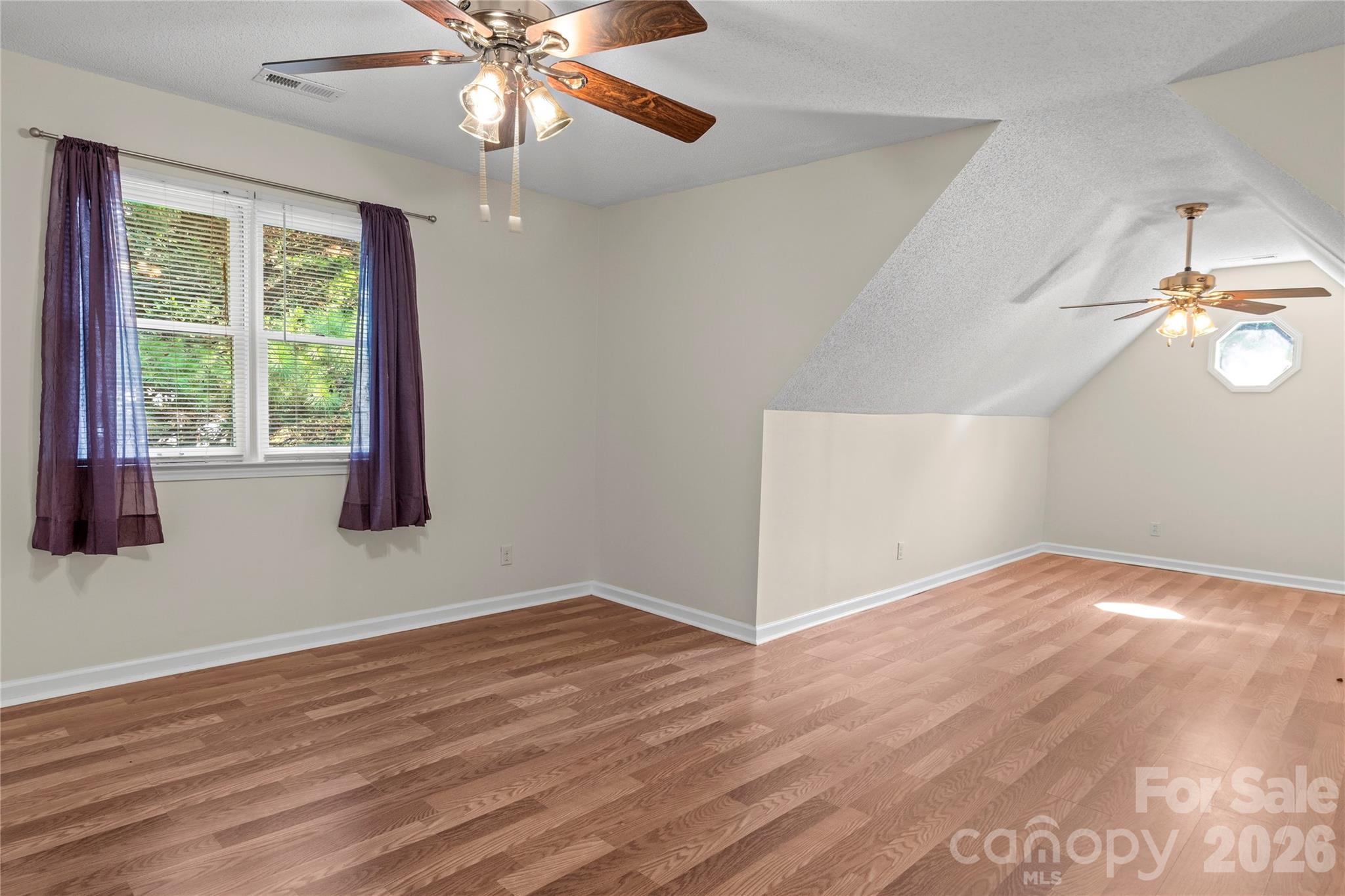 6045 Stone Bluff Drive Property Photo 28