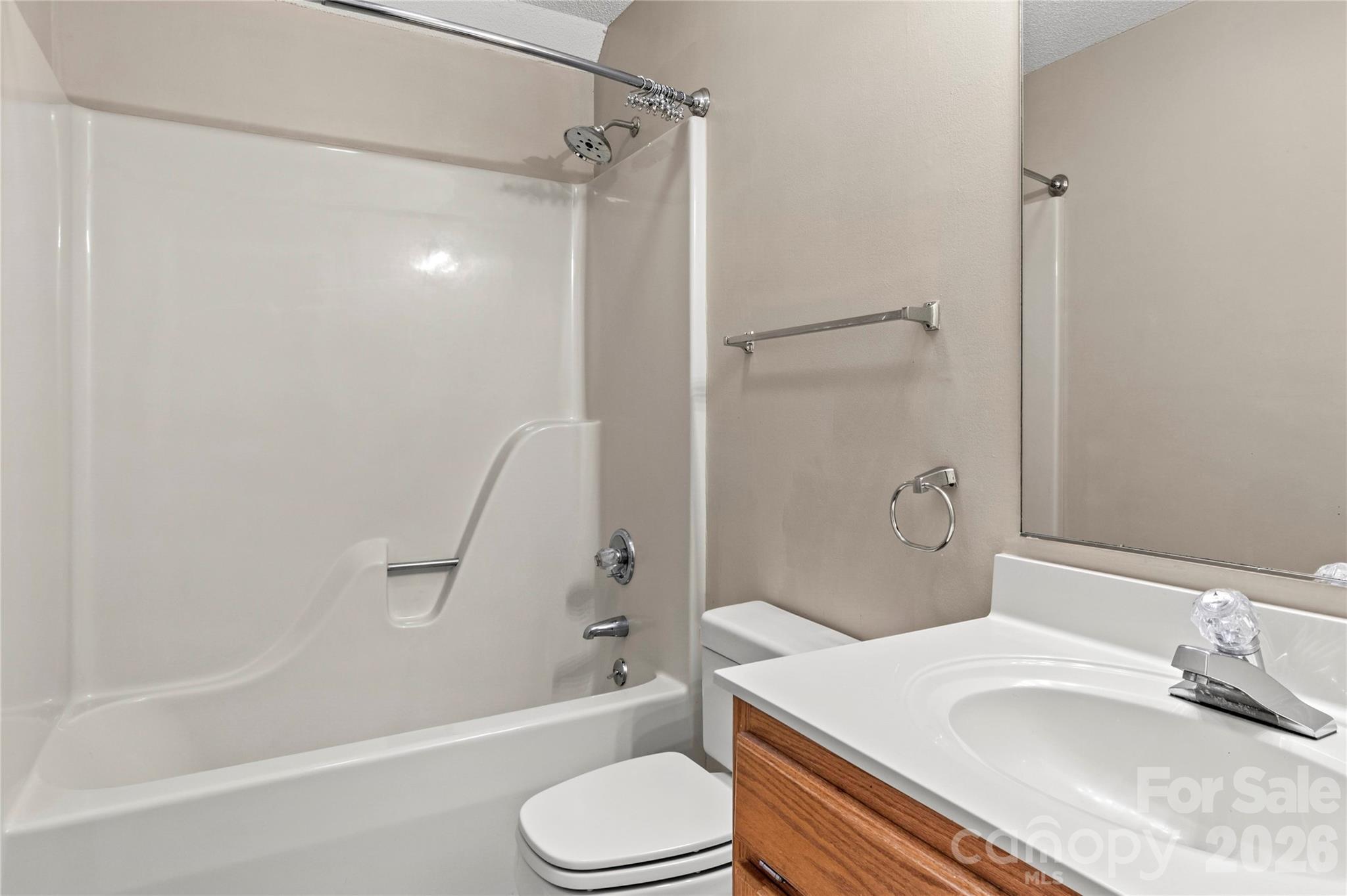 6045 Stone Bluff Drive Property Photo 32