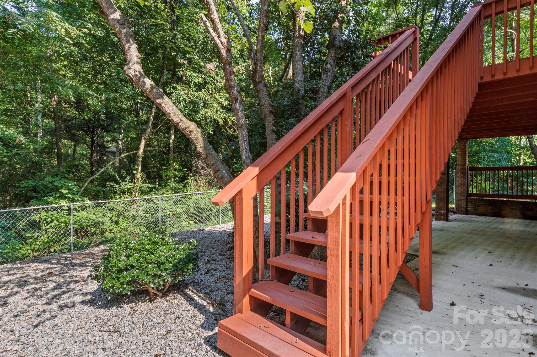 6045 Stone Bluff Drive Property Photo 43