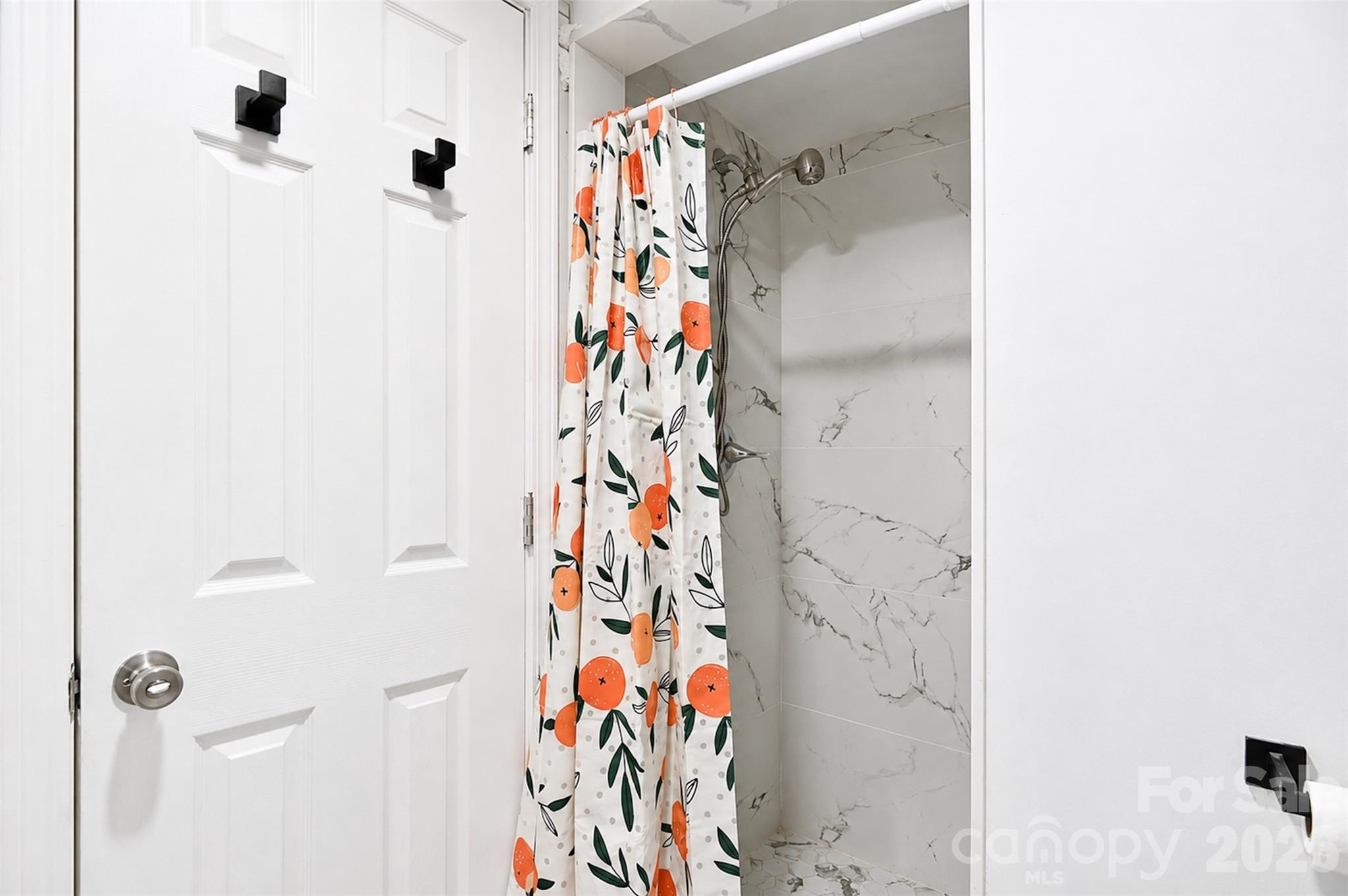 710 Sloop Avenue Property Photo 25