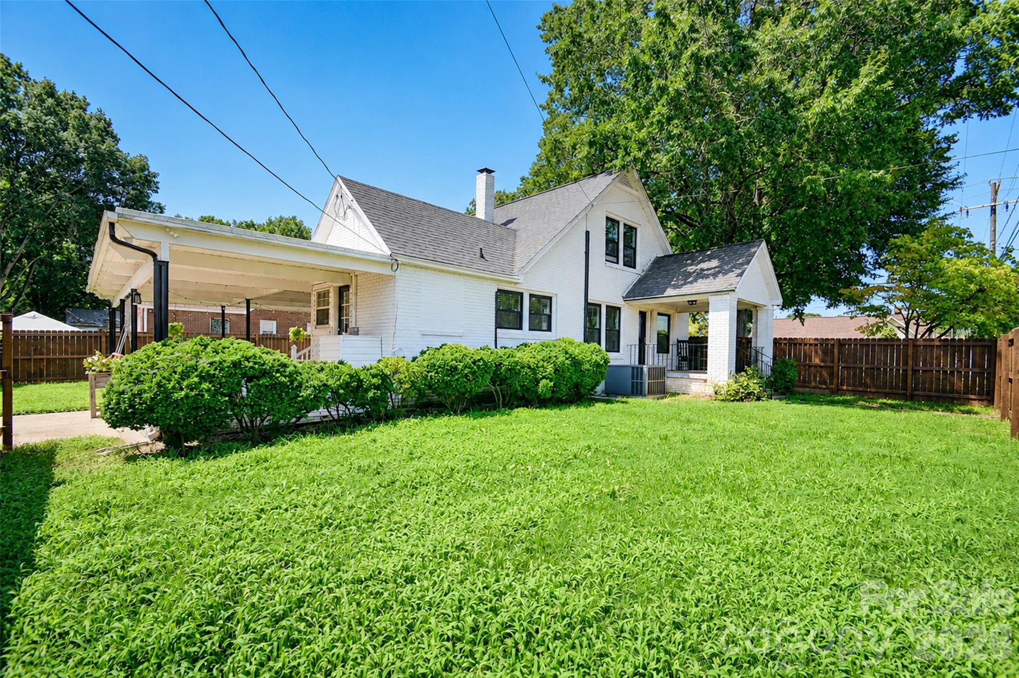 710 Sloop Avenue Property Photo 33