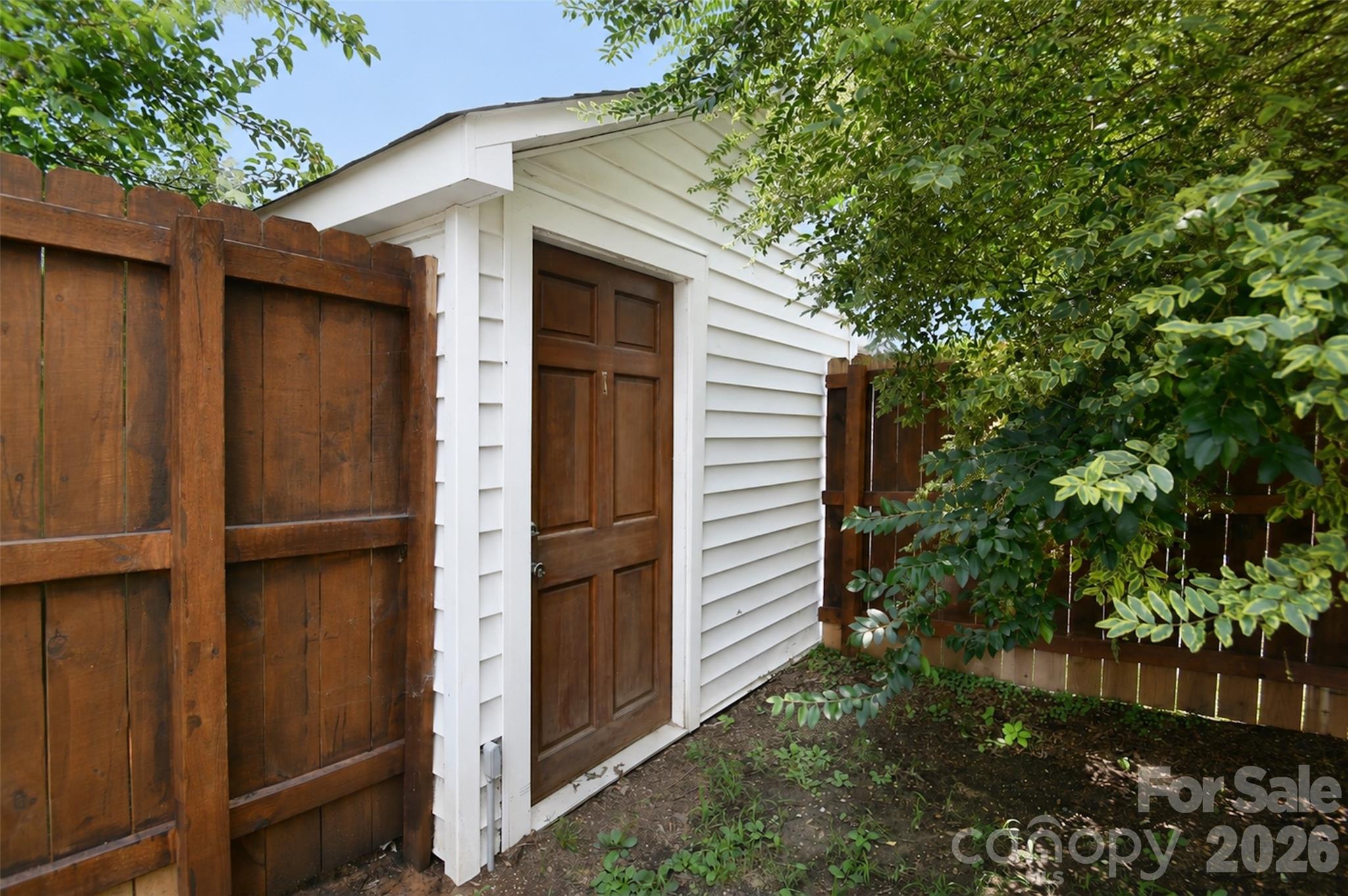 710 Sloop Avenue Property Photo 35