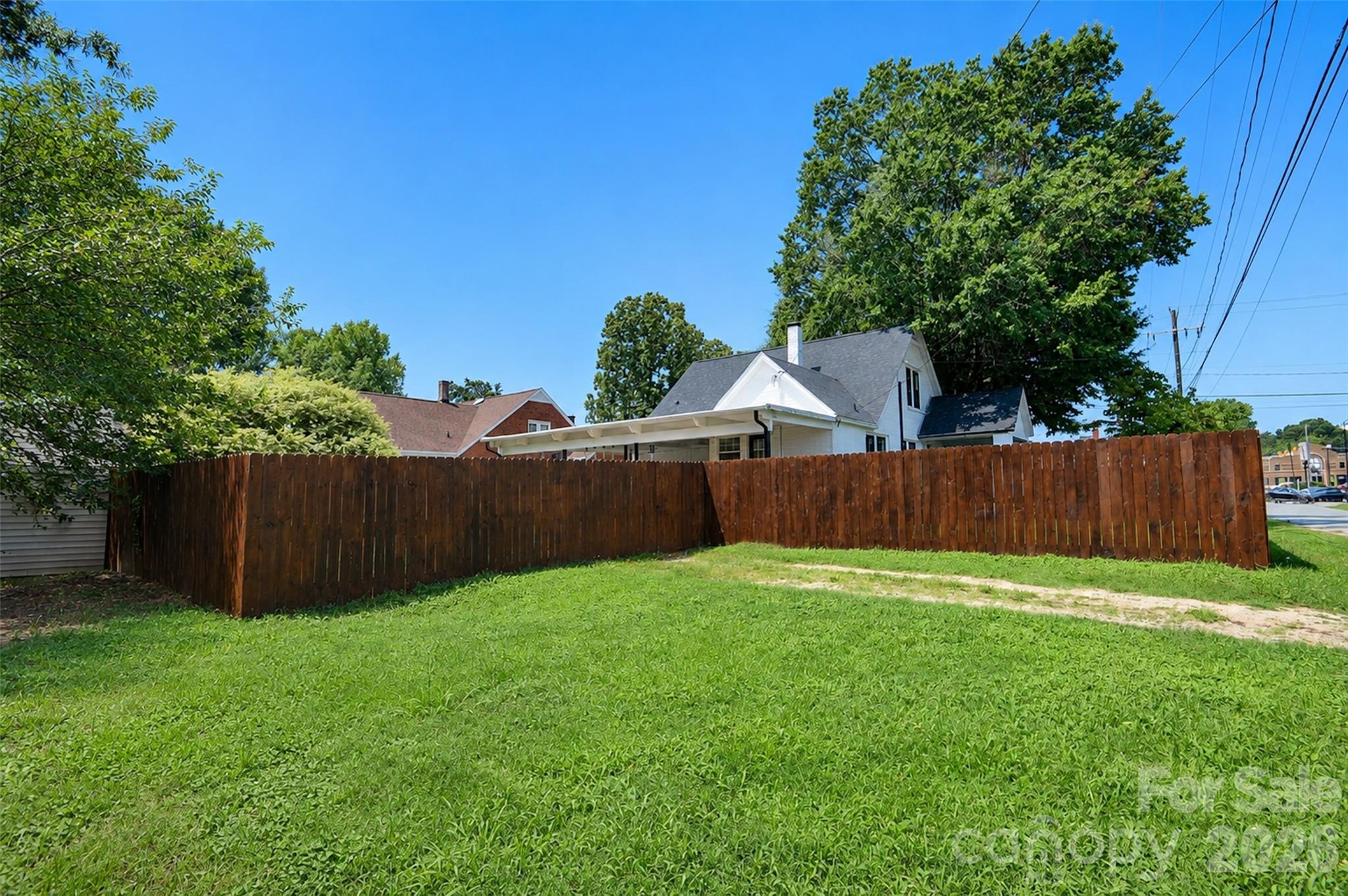 710 Sloop Avenue Property Photo 36