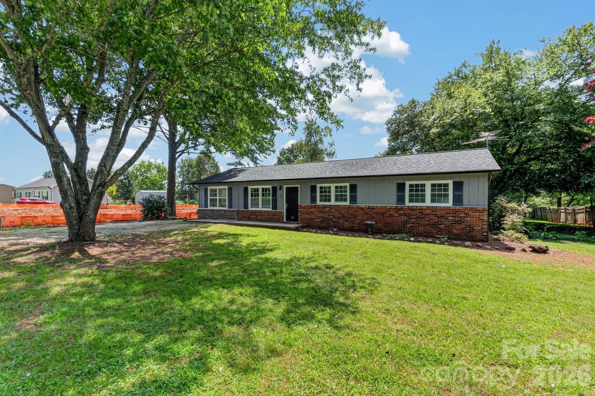 123 Robinette Lane Property Photo 2