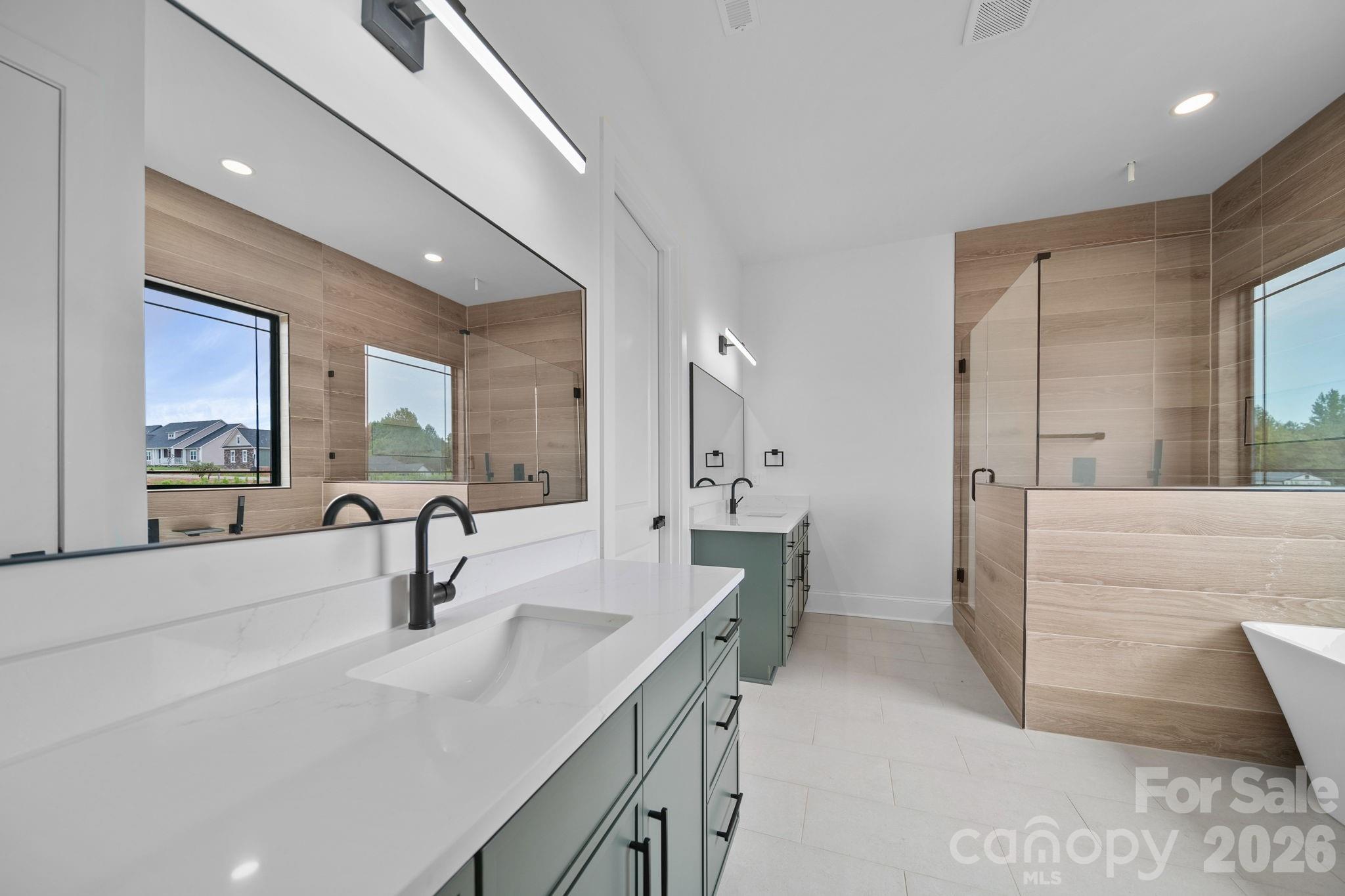 123 Trinity Court Property Photo 22