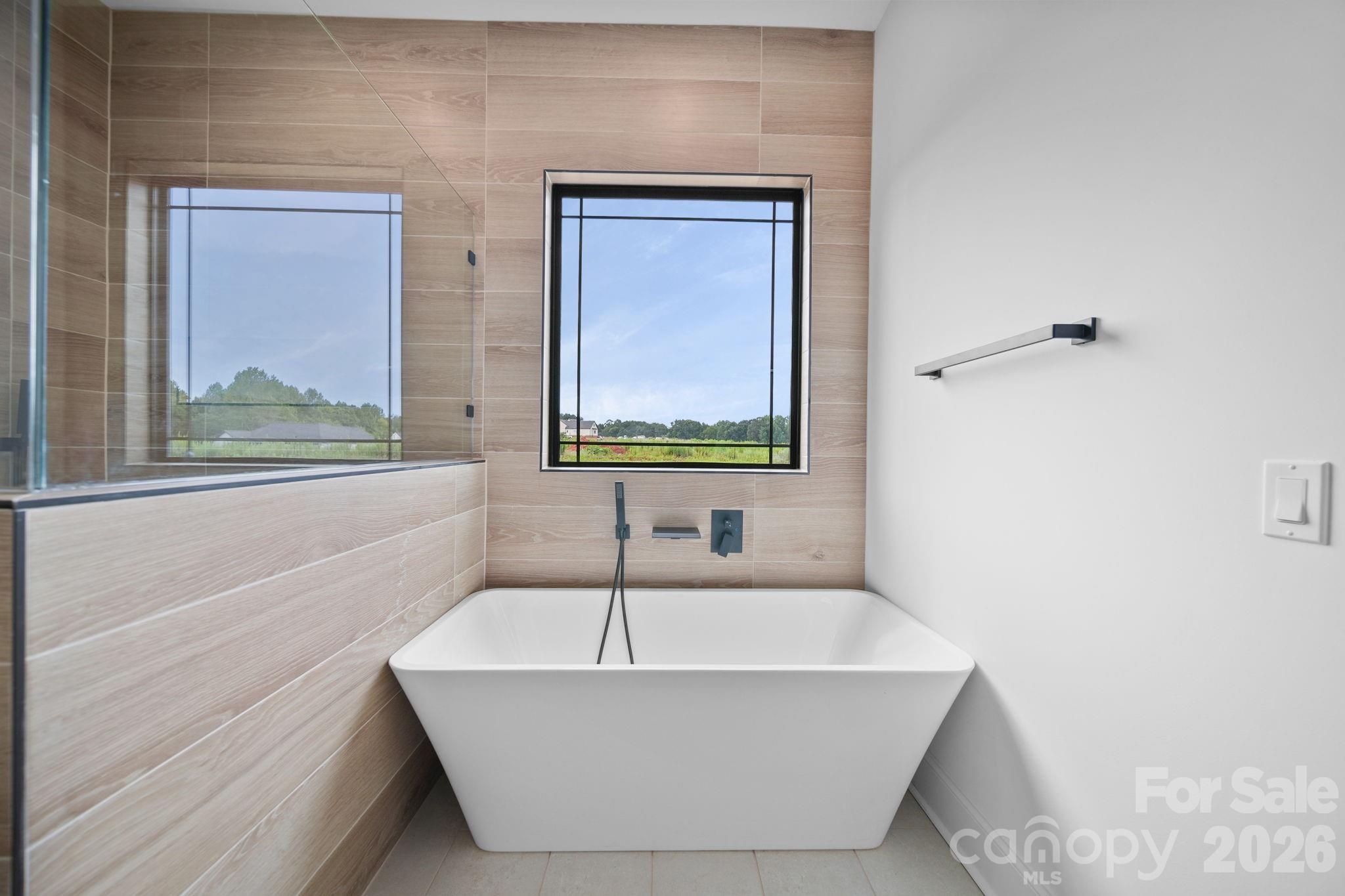 123 Trinity Court Property Photo 24