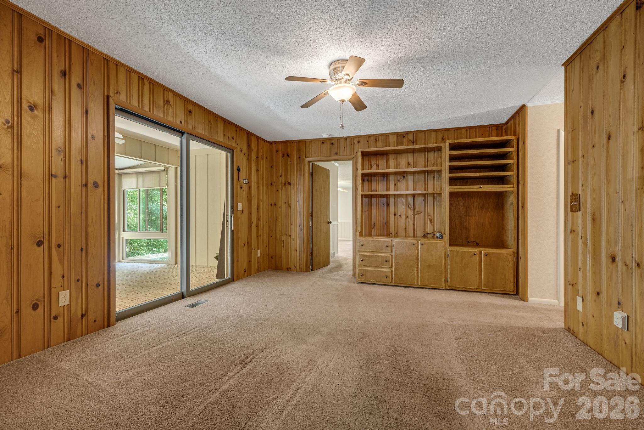 11 E Ridgeway Drive Property Photo 13