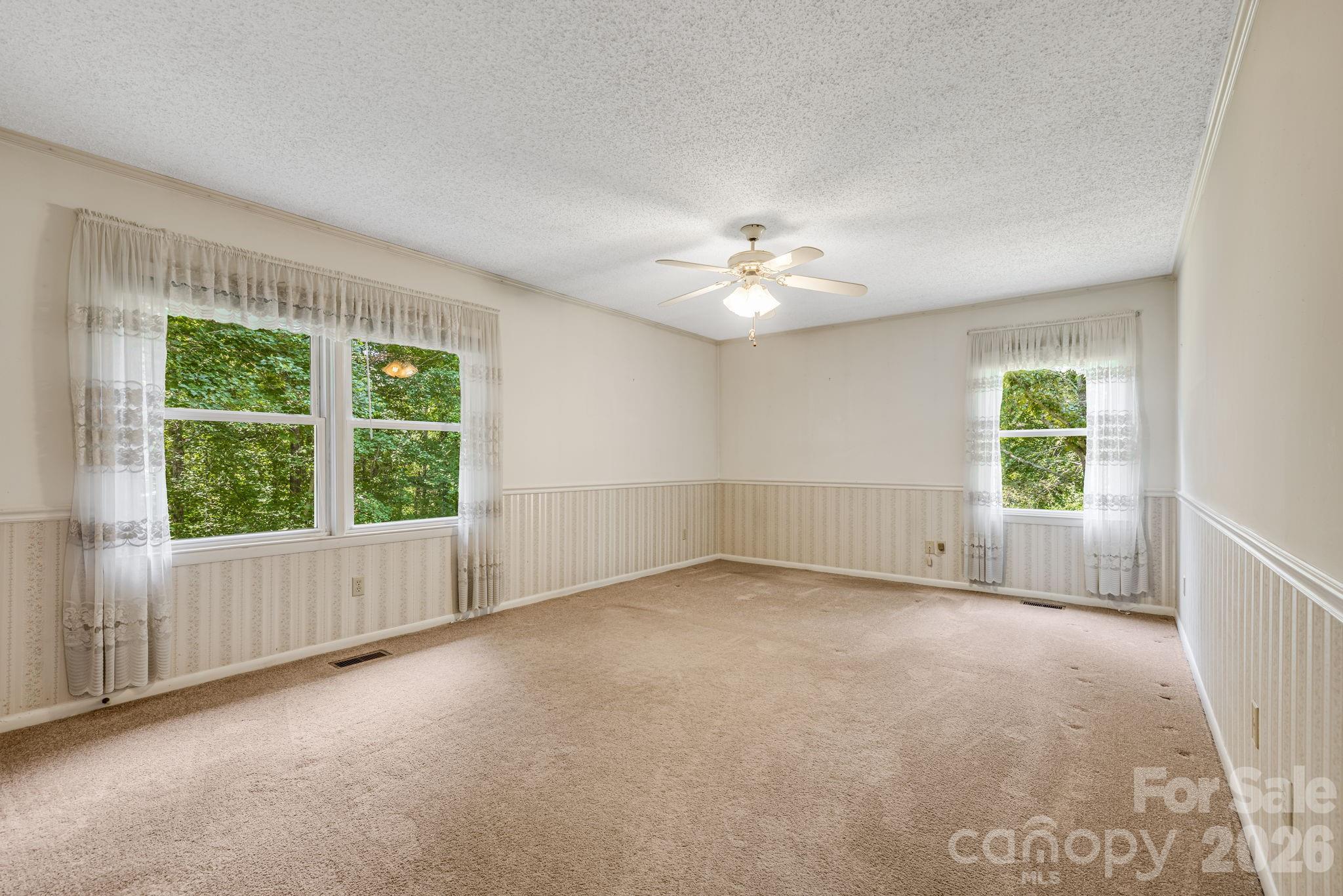 11 E Ridgeway Drive Property Photo 17