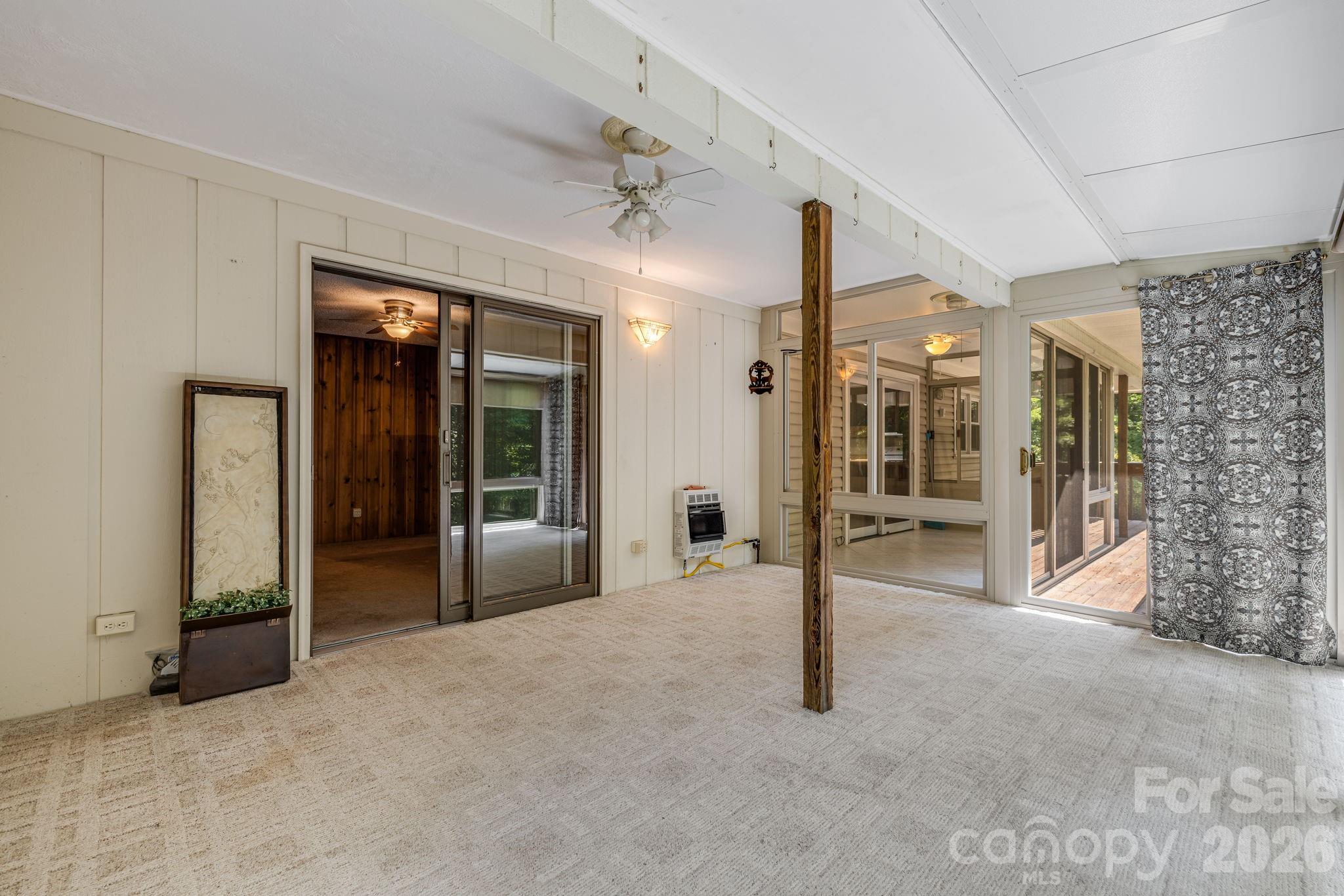 11 E Ridgeway Drive Property Photo 27