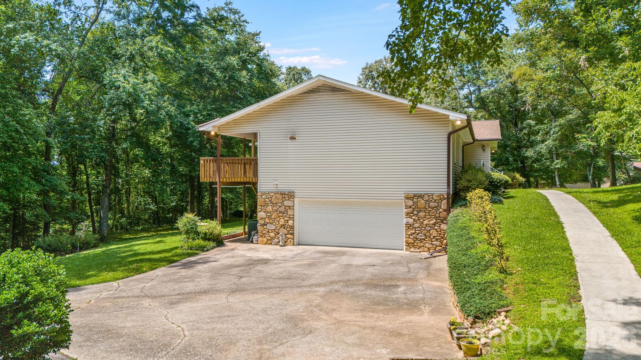 11 E Ridgeway Drive Property Photo 46