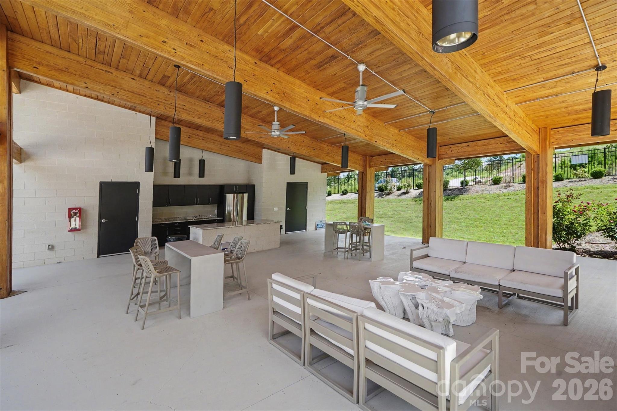1515 Jumping Run Property Photo 8