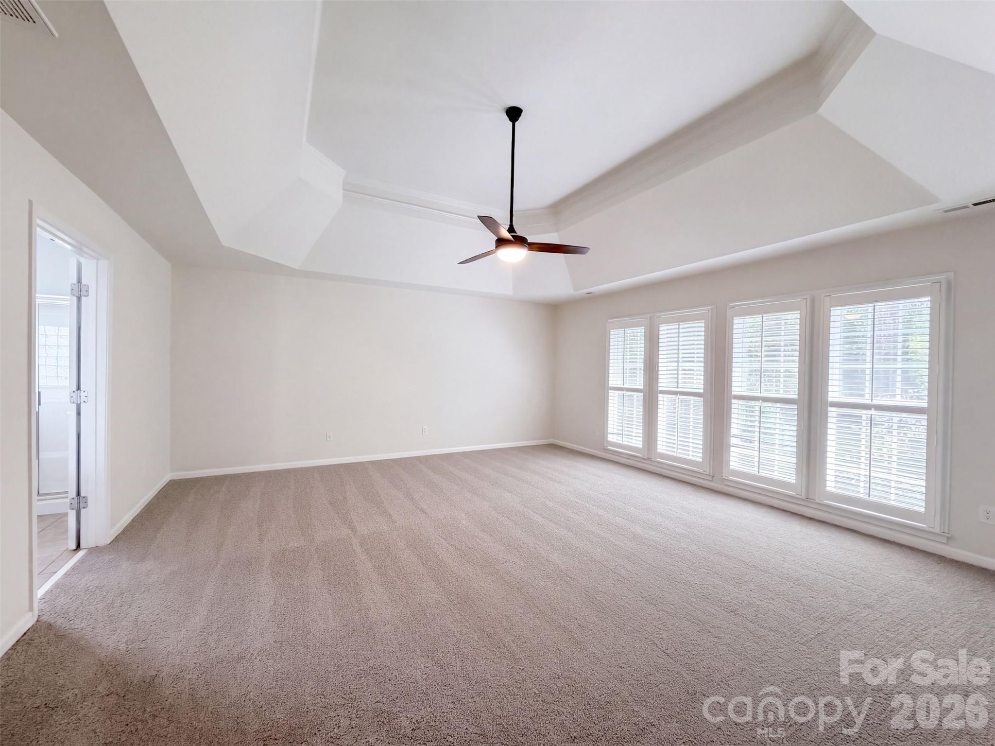188 Forest Walk Way Property Photo 4