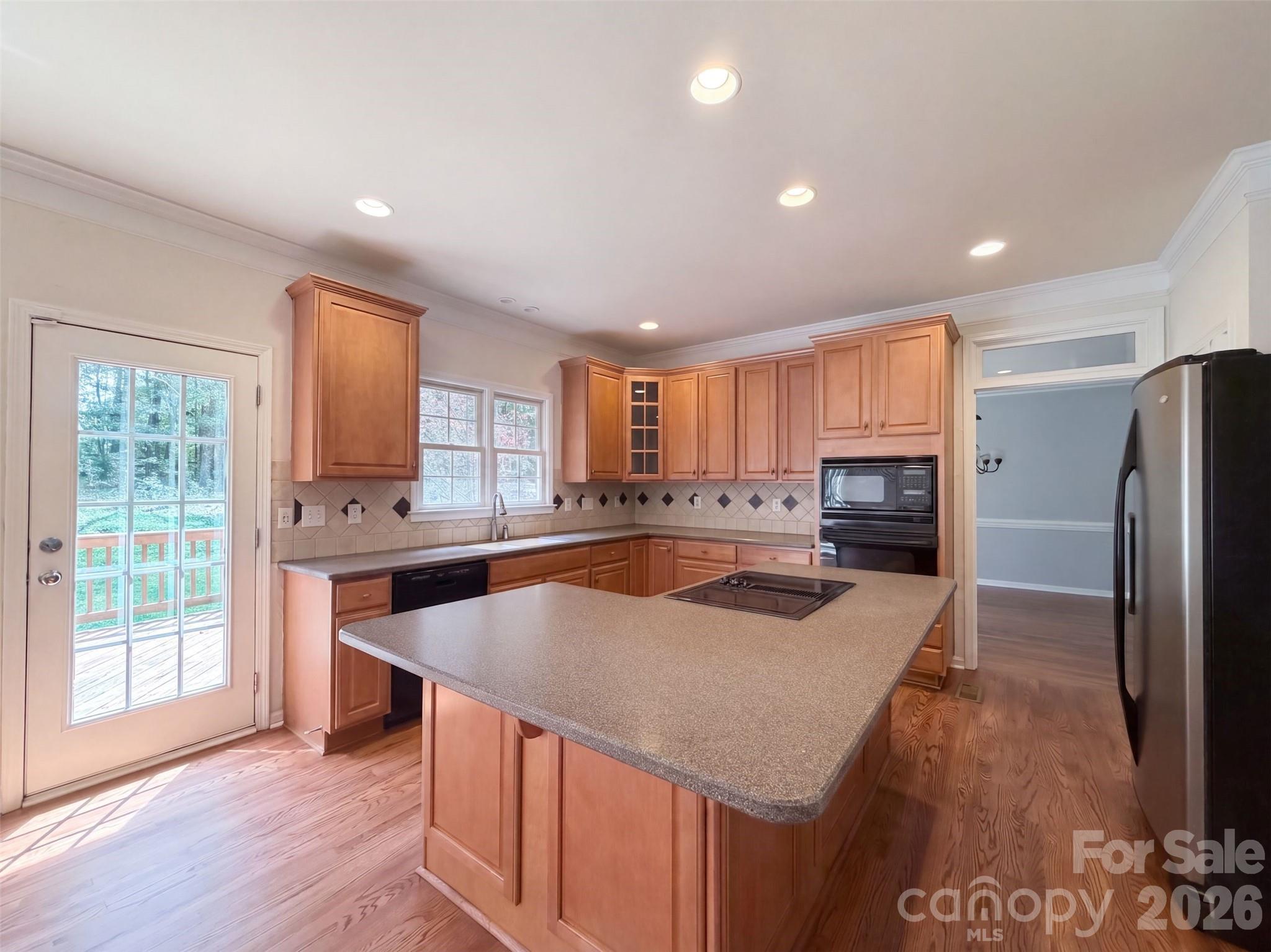 188 Forest Walk Way Property Photo 6