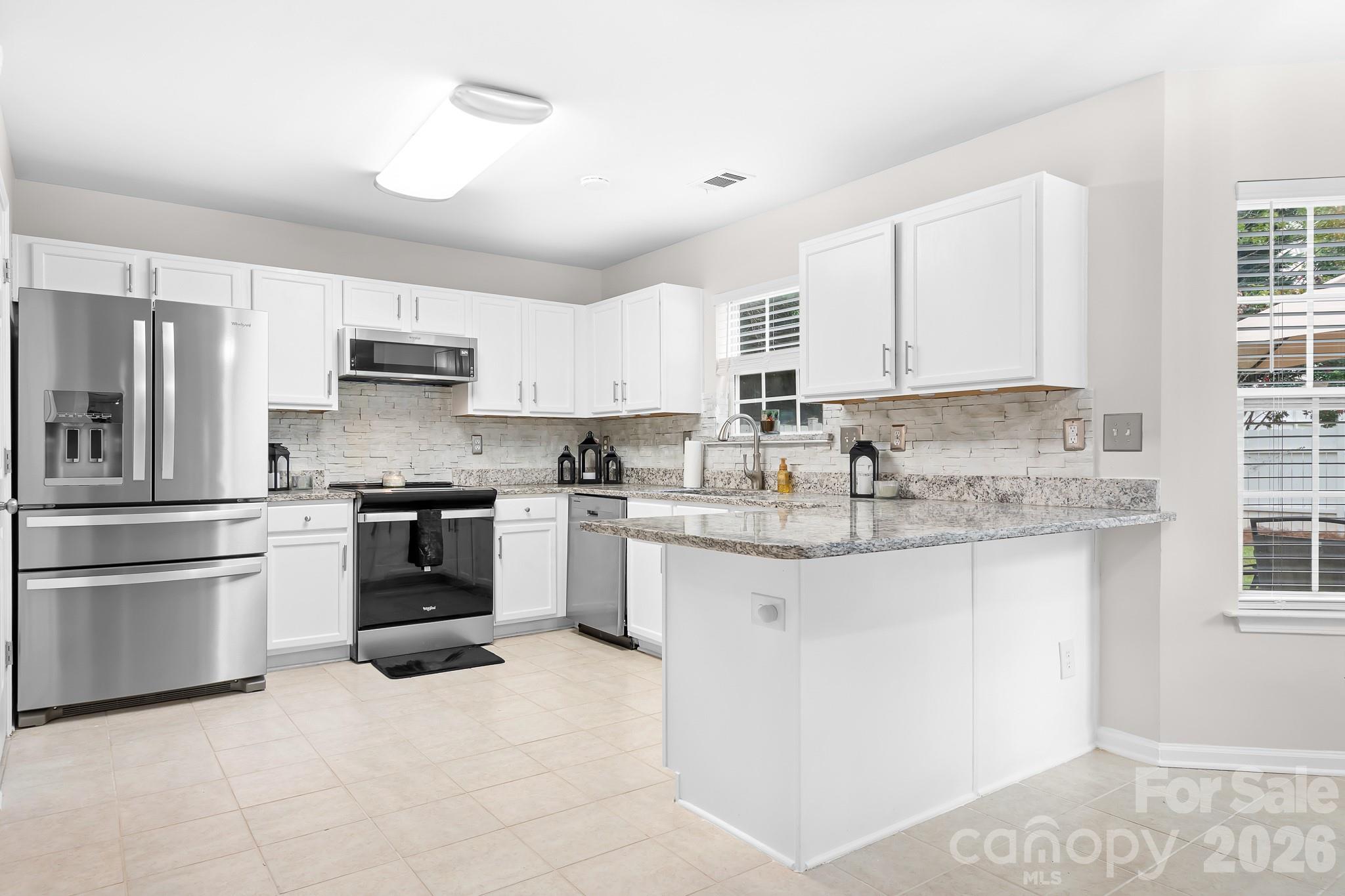 19300 Kanawha Drive Property Photo 9
