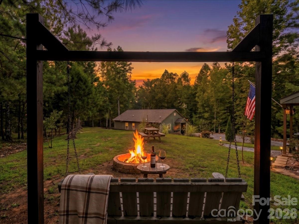 4895 Hudlow Road Property Photo 1