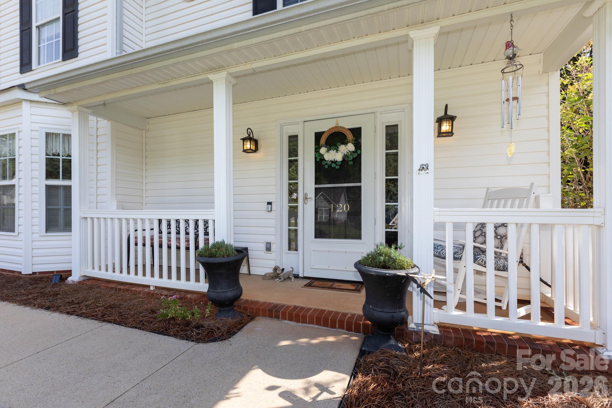 120 Arbor Ridge Road Property Photo 2