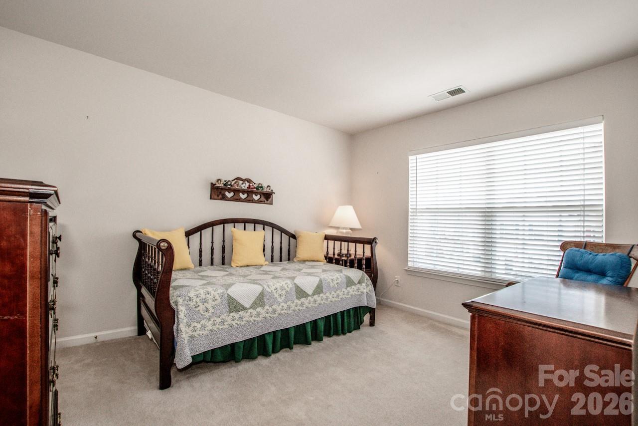 3233 Mannington Drive Property Photo 9