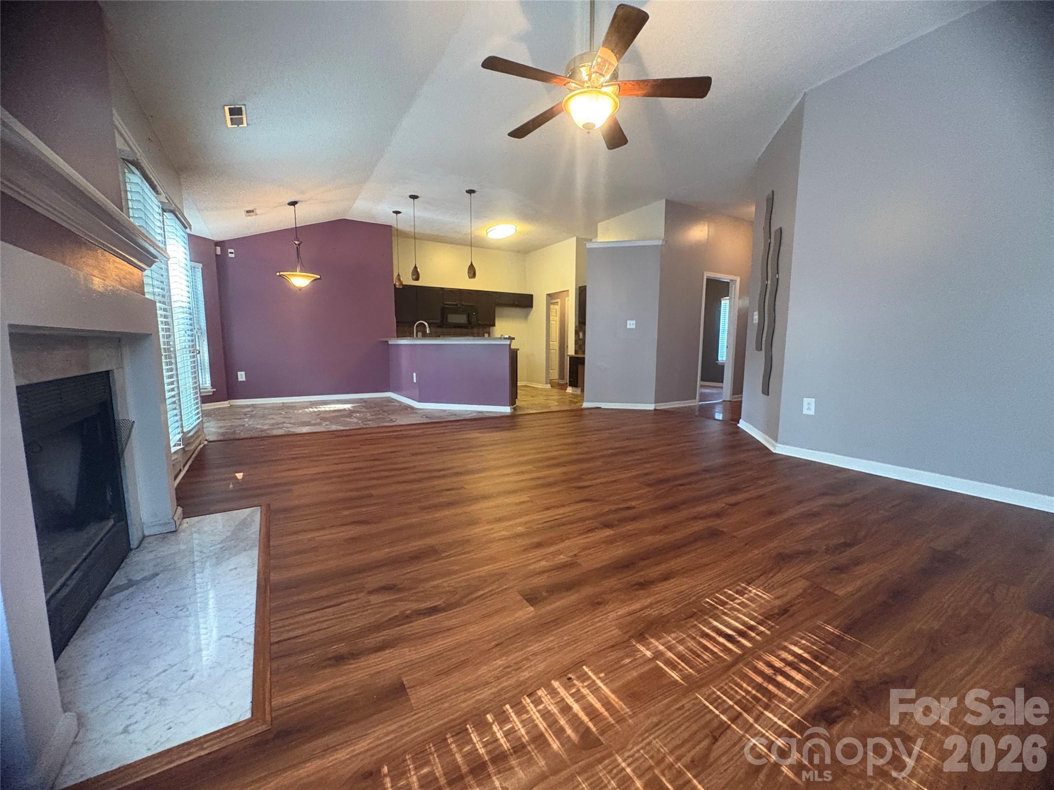 3520 Cliffvale Court Property Photo 4