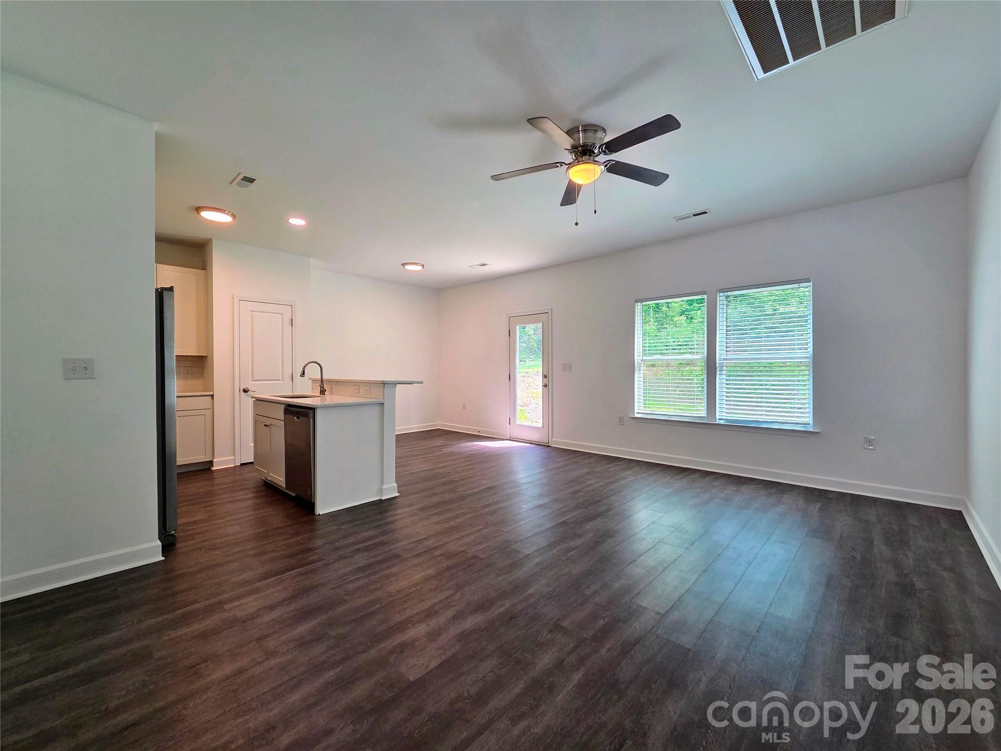 1121 Cleveland Avenue 88 Property Photo 3