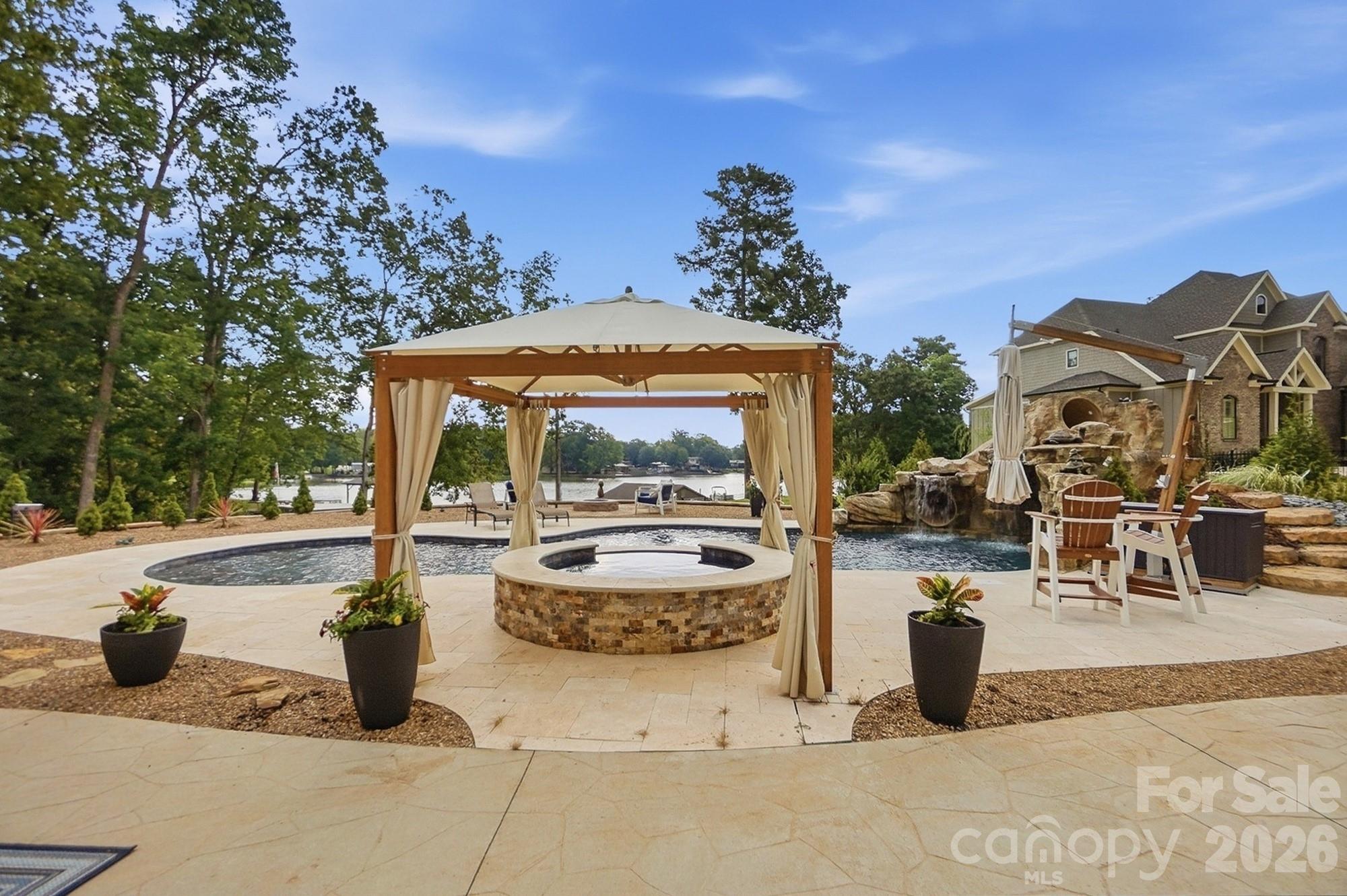 1920 Marlin Drive Property Photo 12