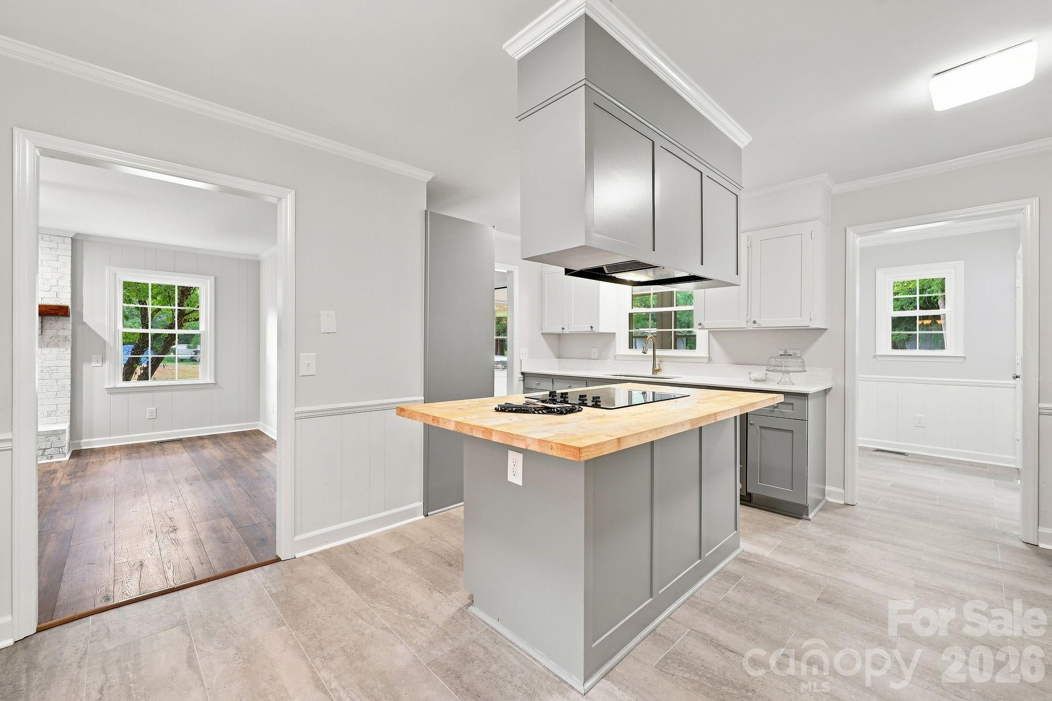 360 Small Road Property Photo 15