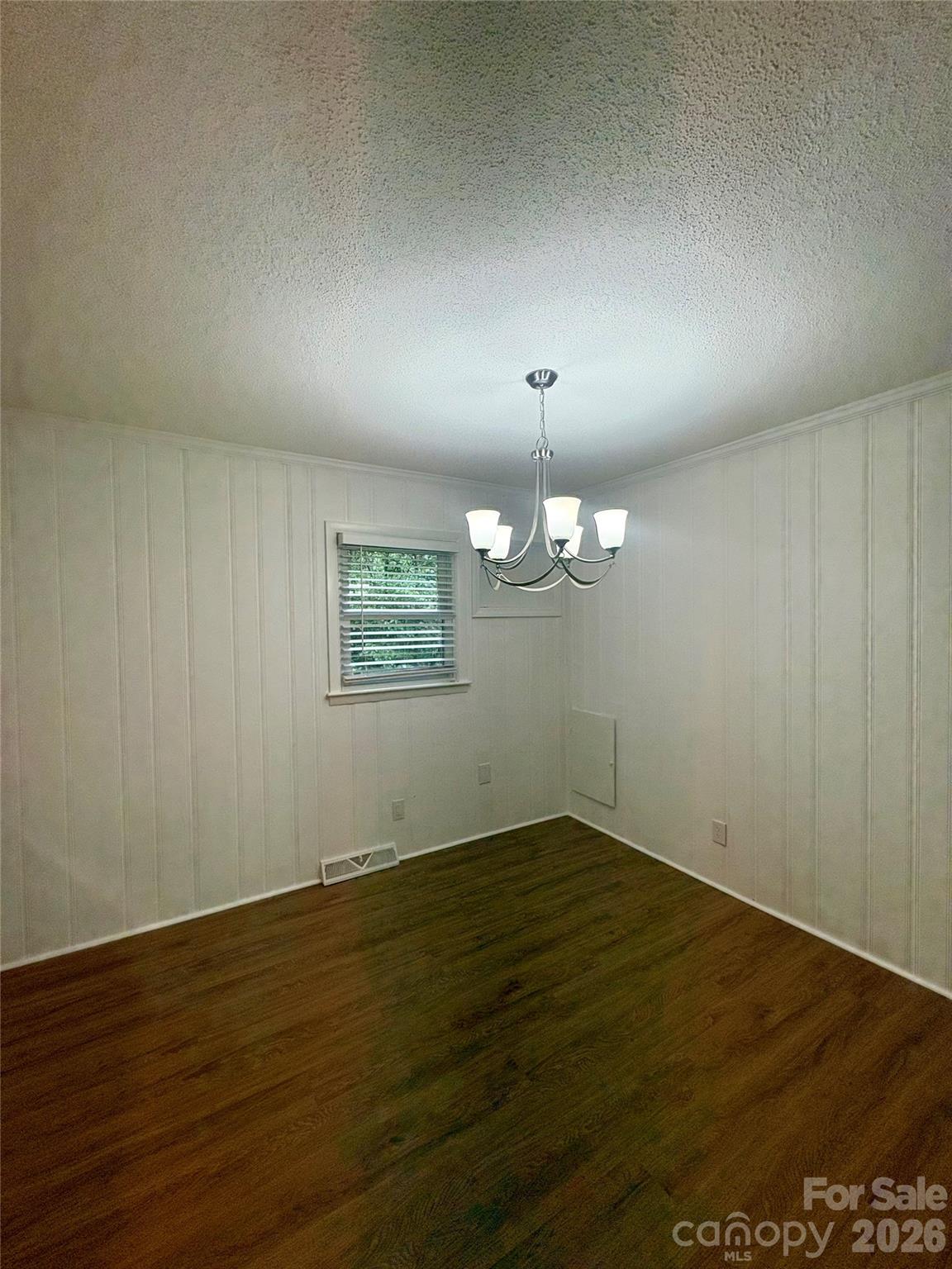 109 Holly Drive Property Photo 8