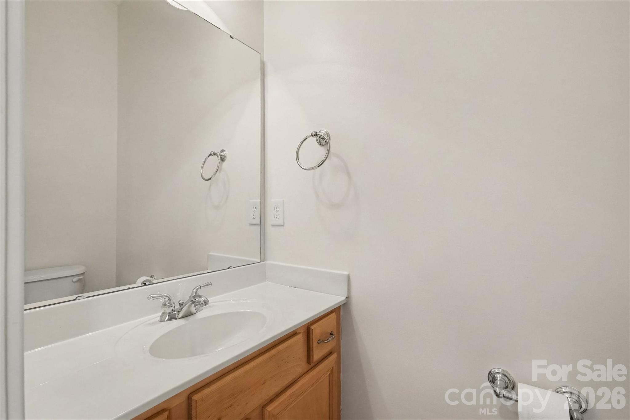 2440 Commons Court Property Photo 15