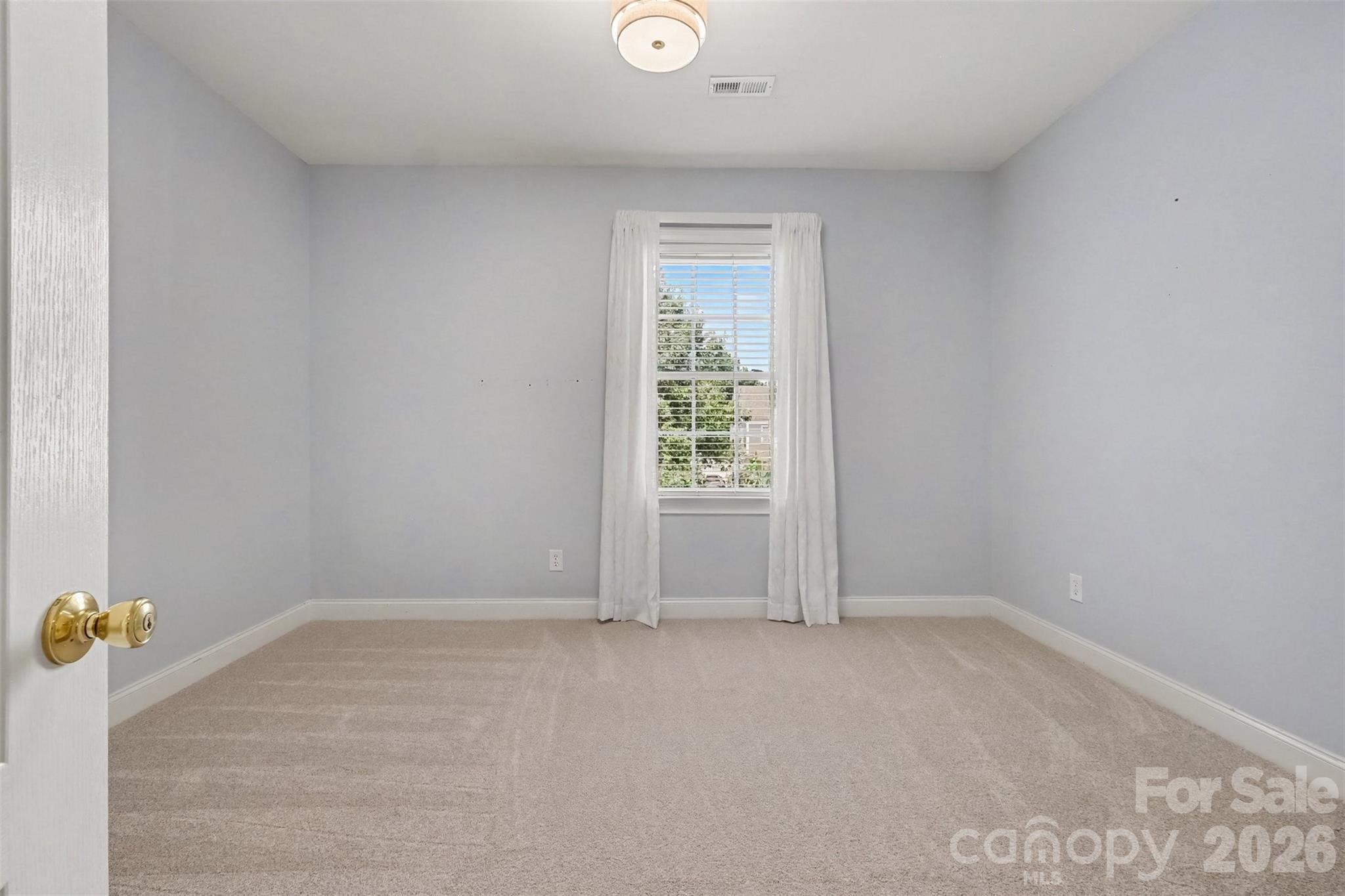 2440 Commons Court Property Photo 26