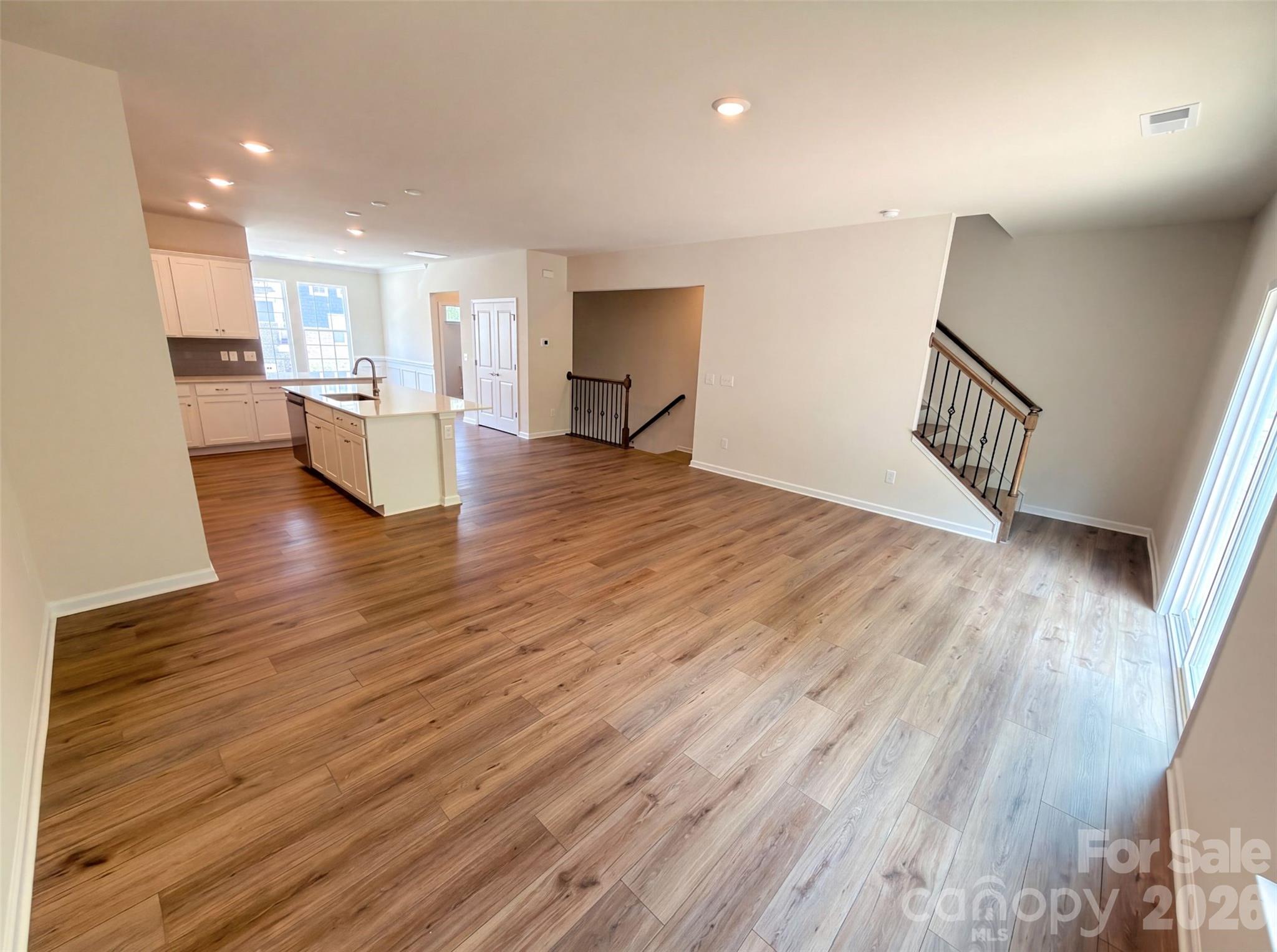 1032 Bandon Drive Property Photo 3