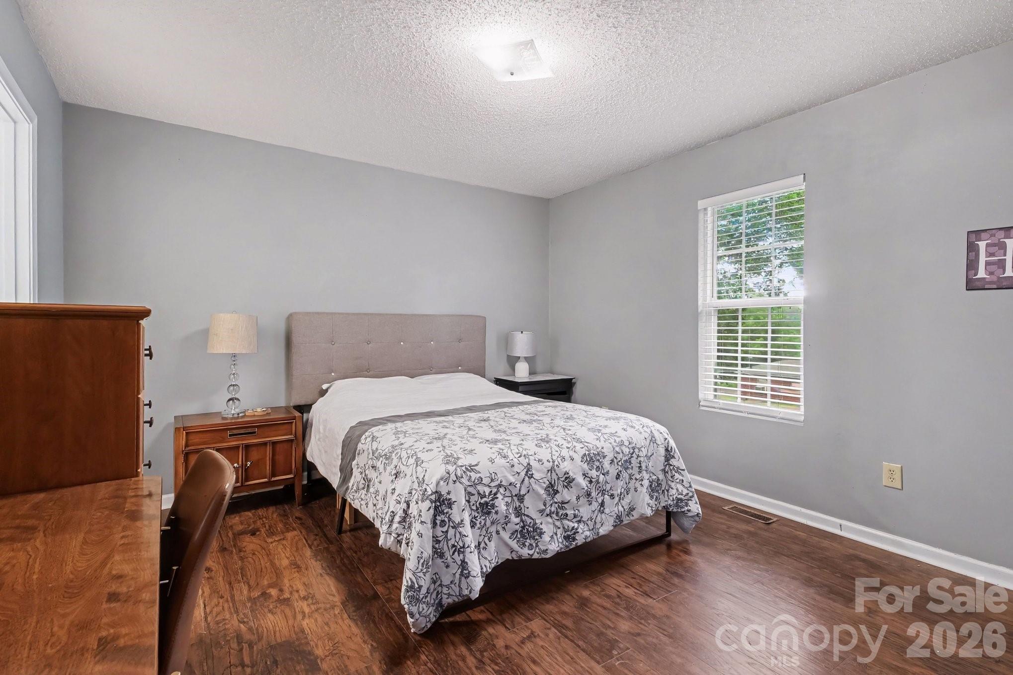 1209 S Juniper Street Property Photo 10
