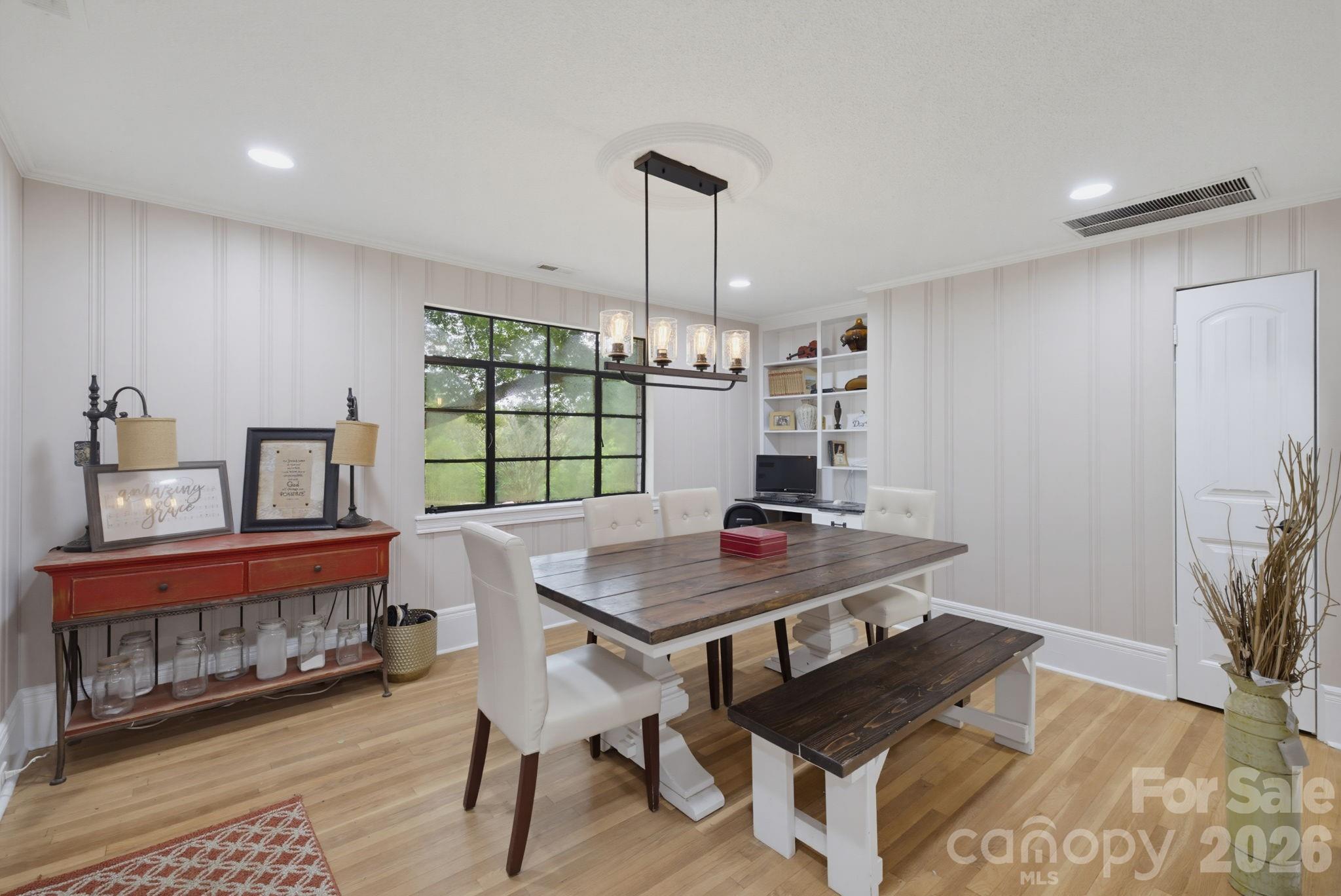 2197 Blackberry Road Property Photo 8