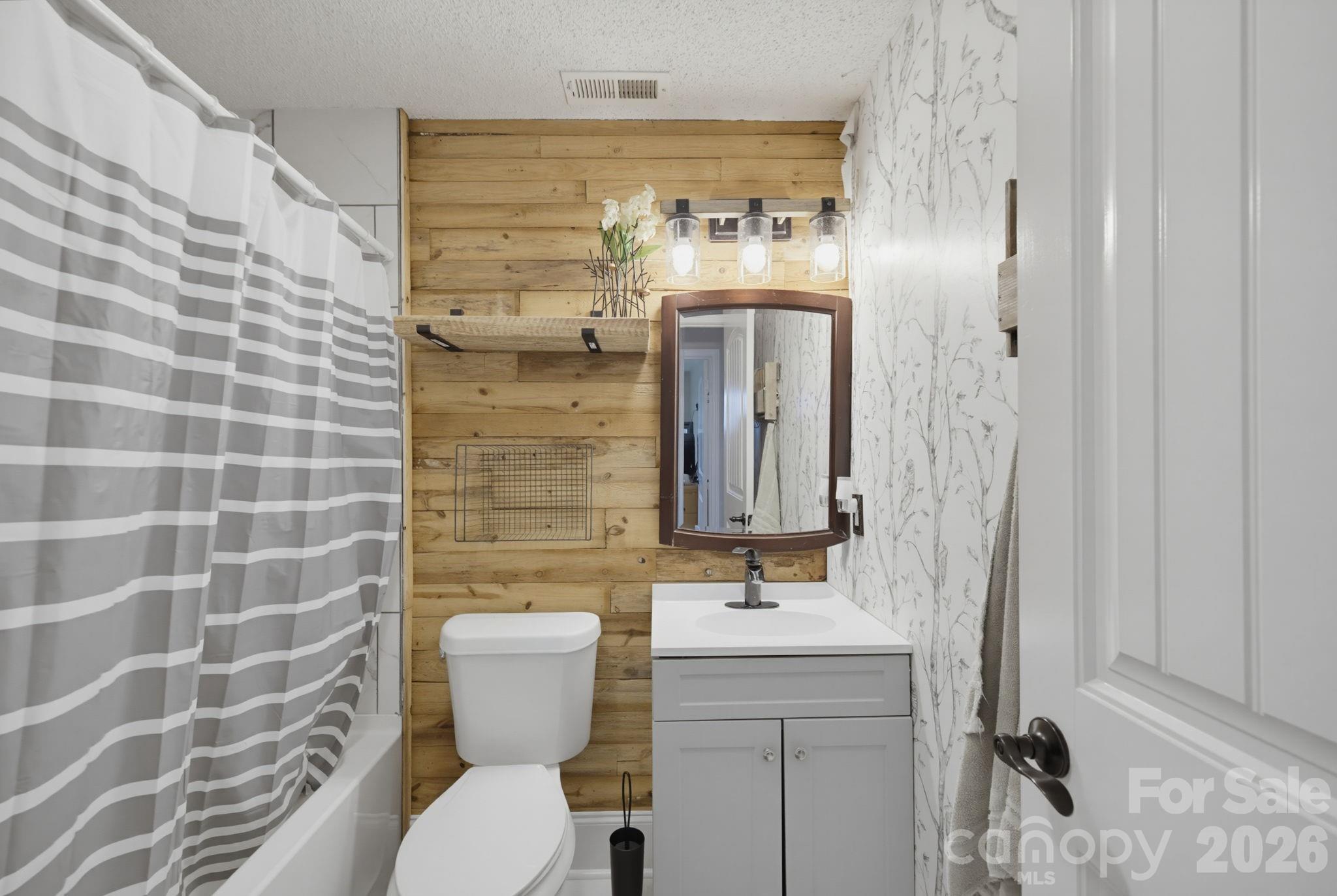 2197 Blackberry Road Property Photo 15