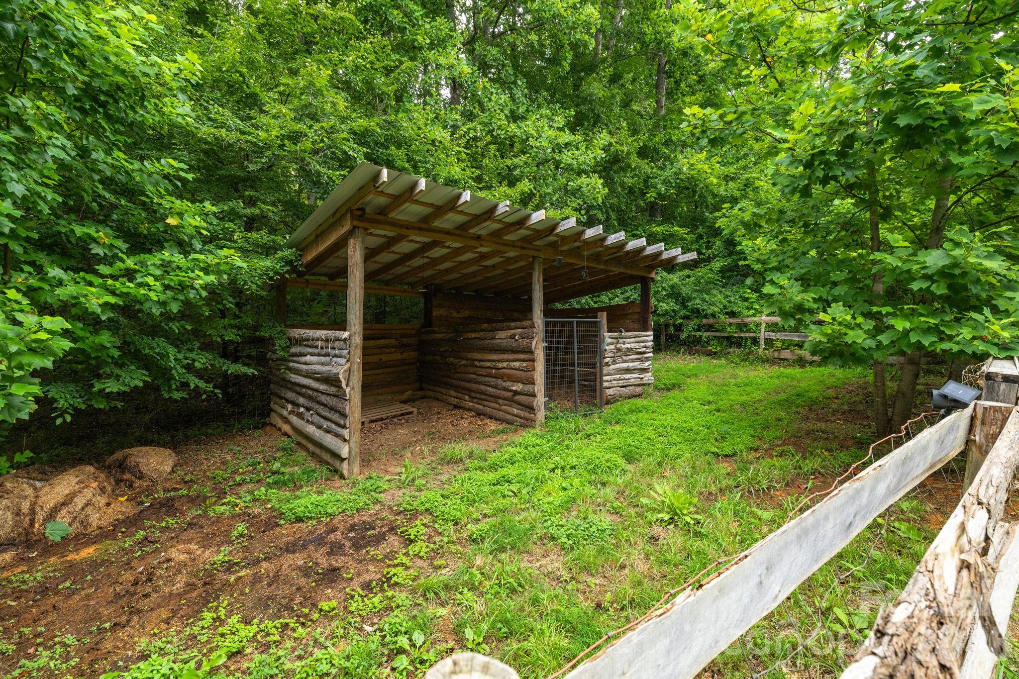 2197 Blackberry Road Property Photo 28