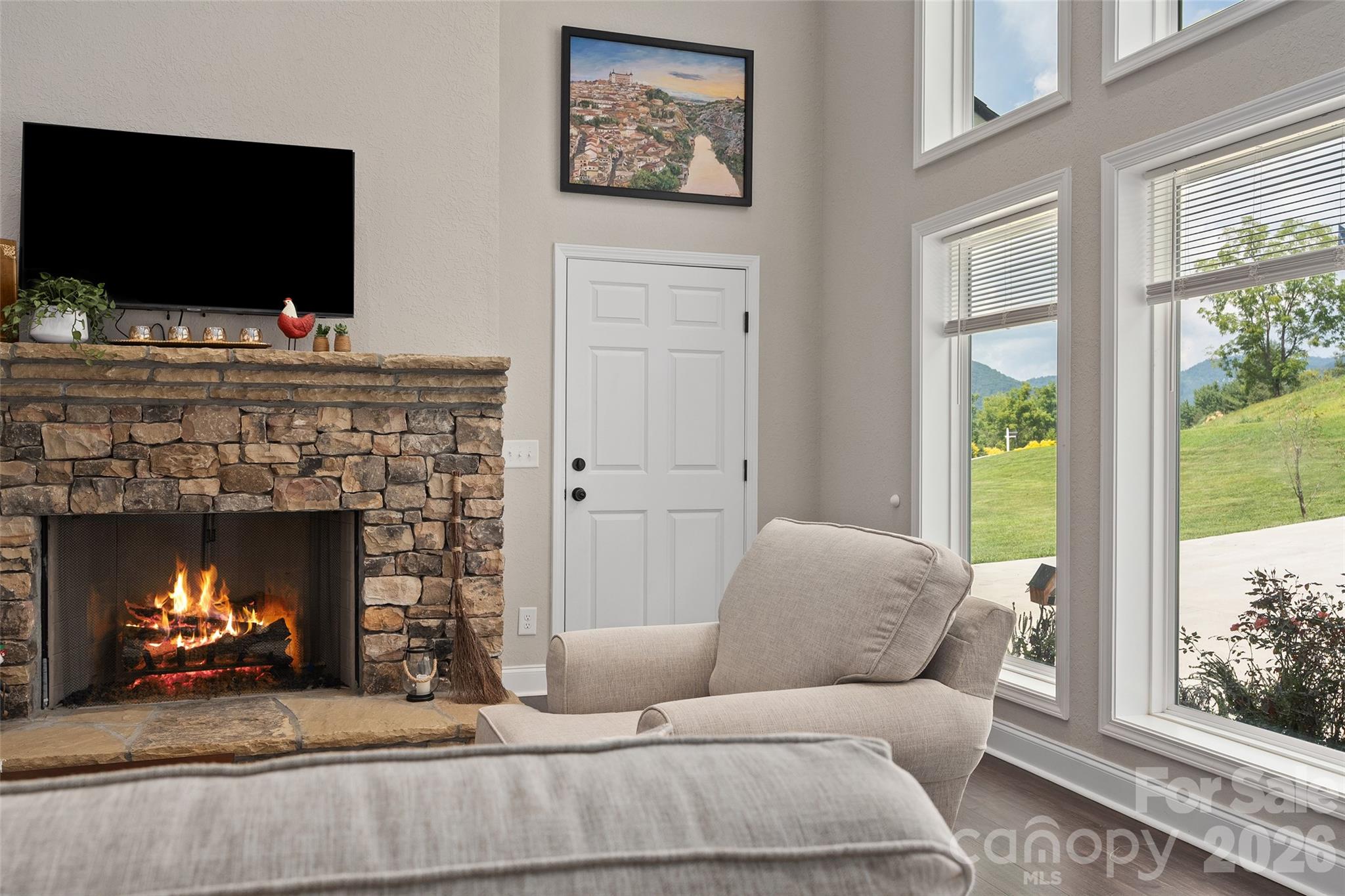 31 Baby Bear Cove Property Photo 5