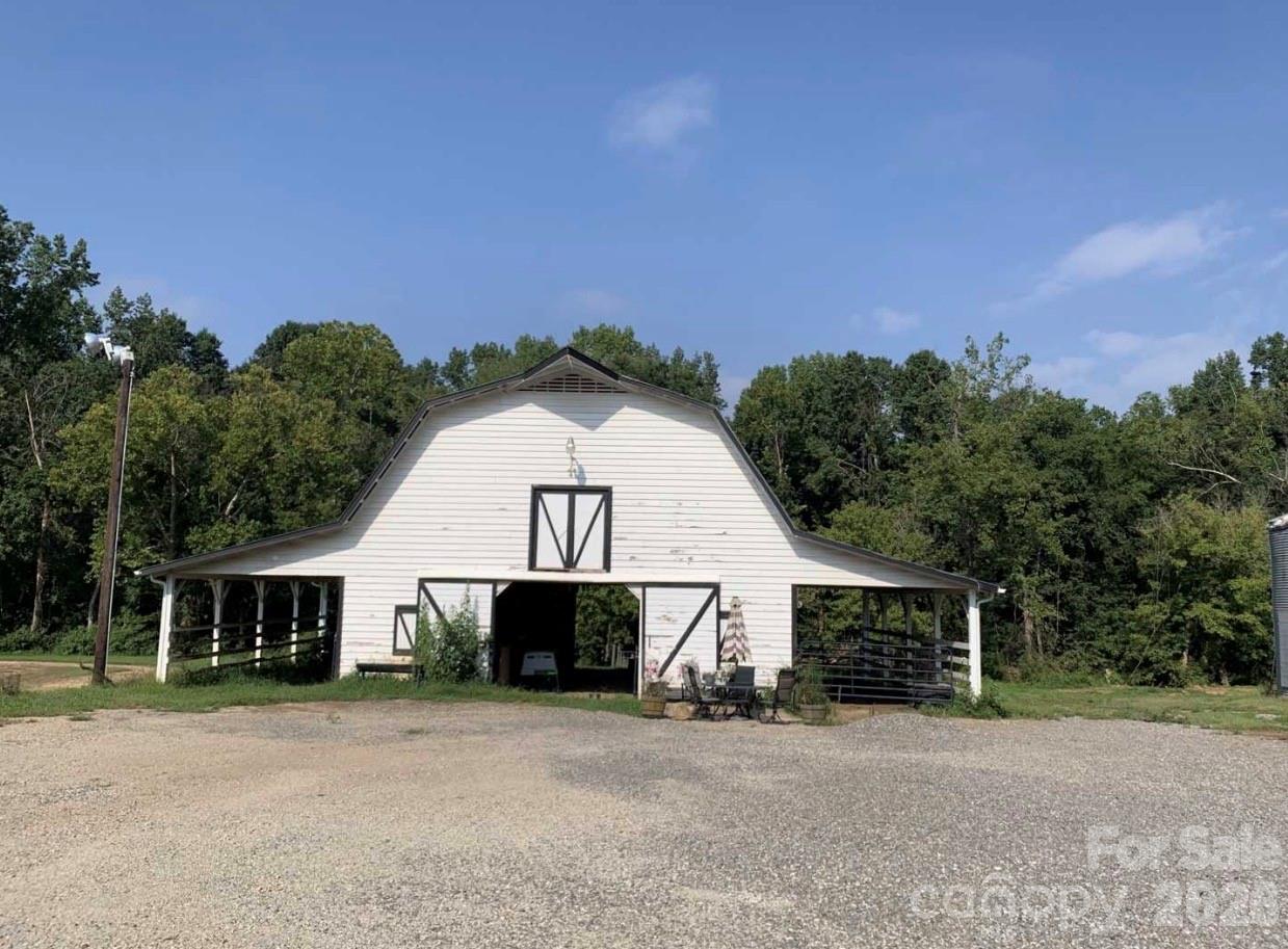 9151 Archer Road Property Photo 12
