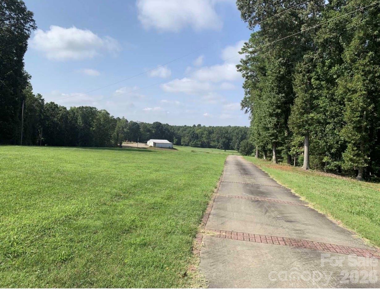 9151 Archer Road Property Photo 13