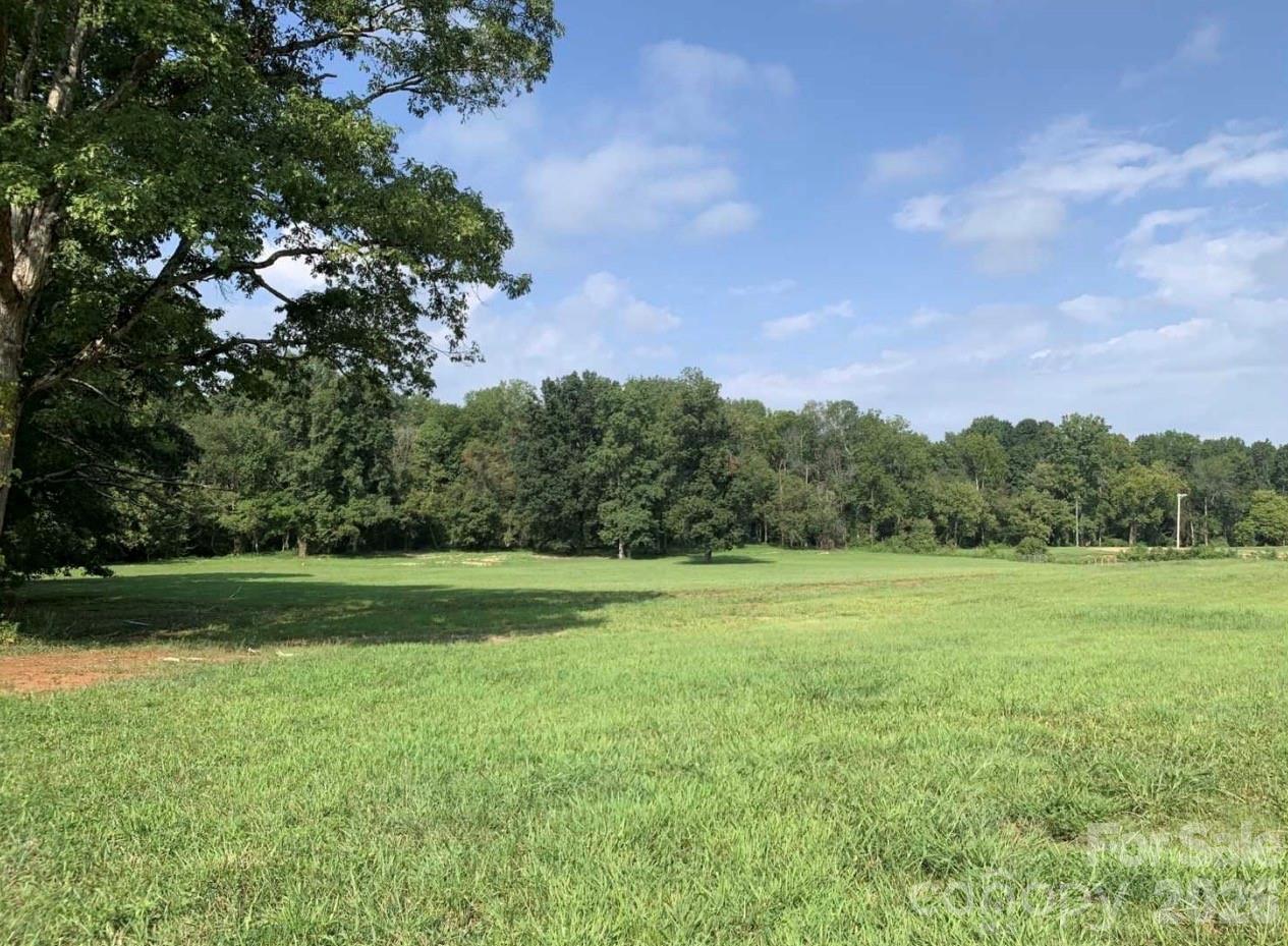 9151 Archer Road Property Photo 15