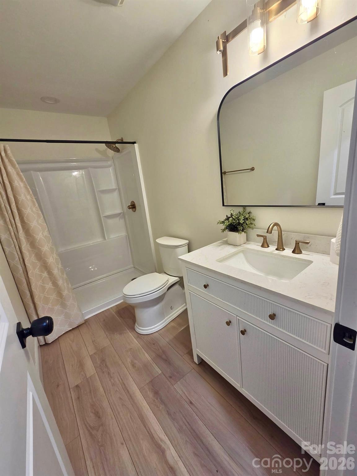 124 Providence Place Property Photo 24
