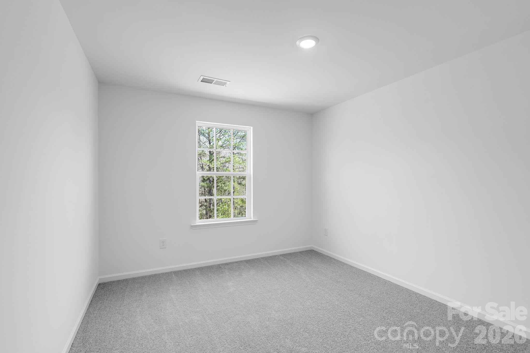 708 Sparano Loop 174 Property Photo 3