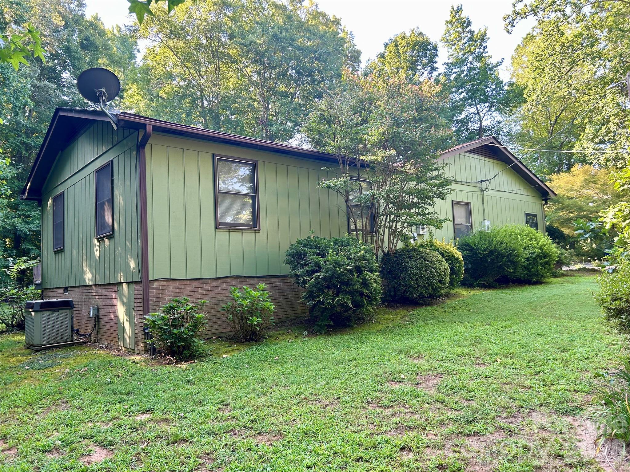 135 Davies Circle Property Photo 3