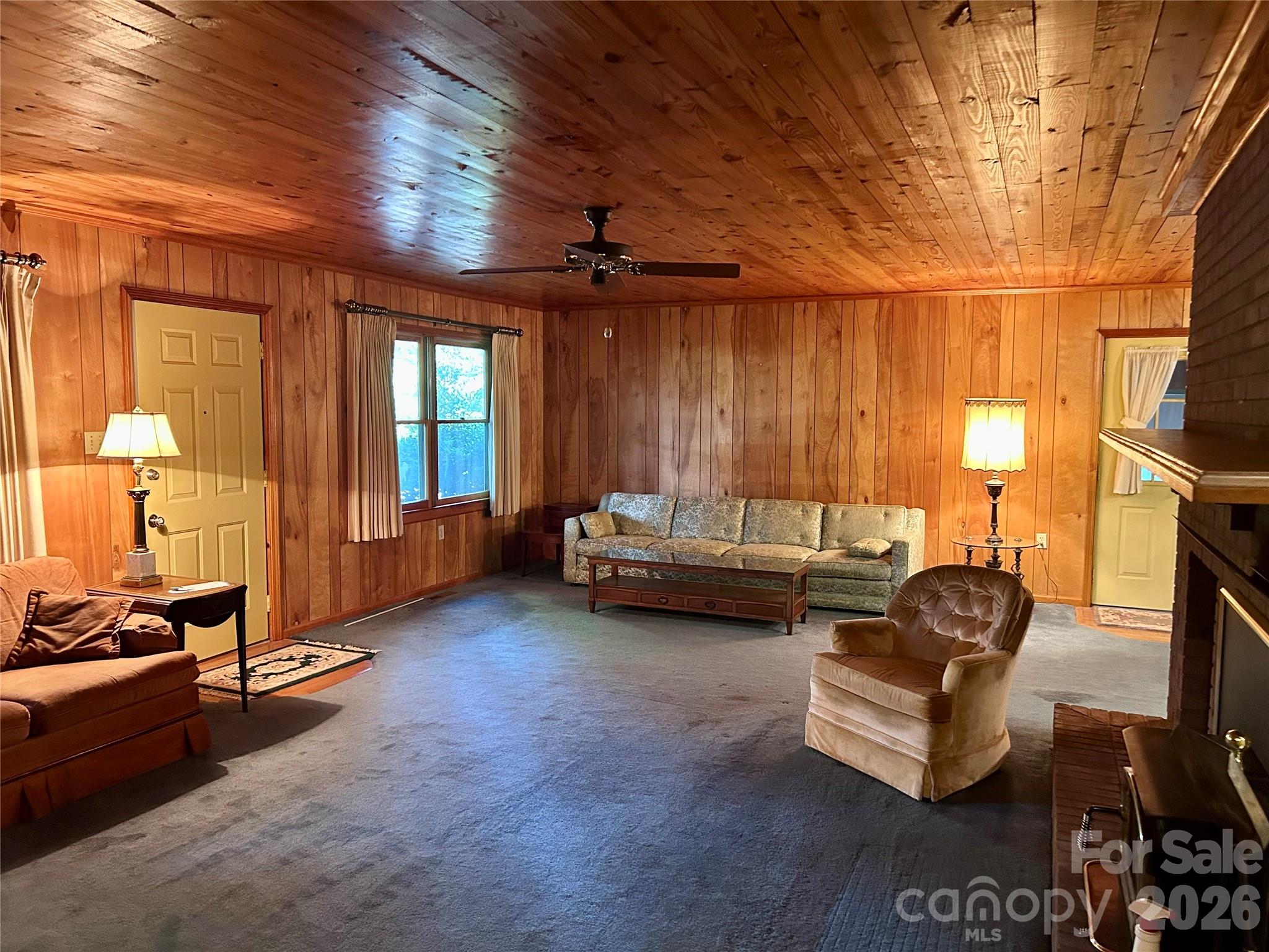 135 Davies Circle Property Photo 5