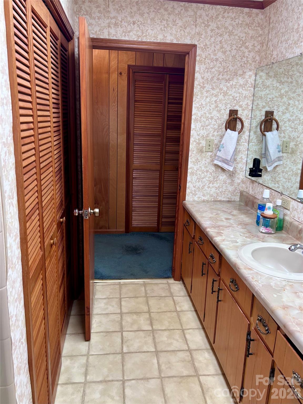 135 Davies Circle Property Photo 17