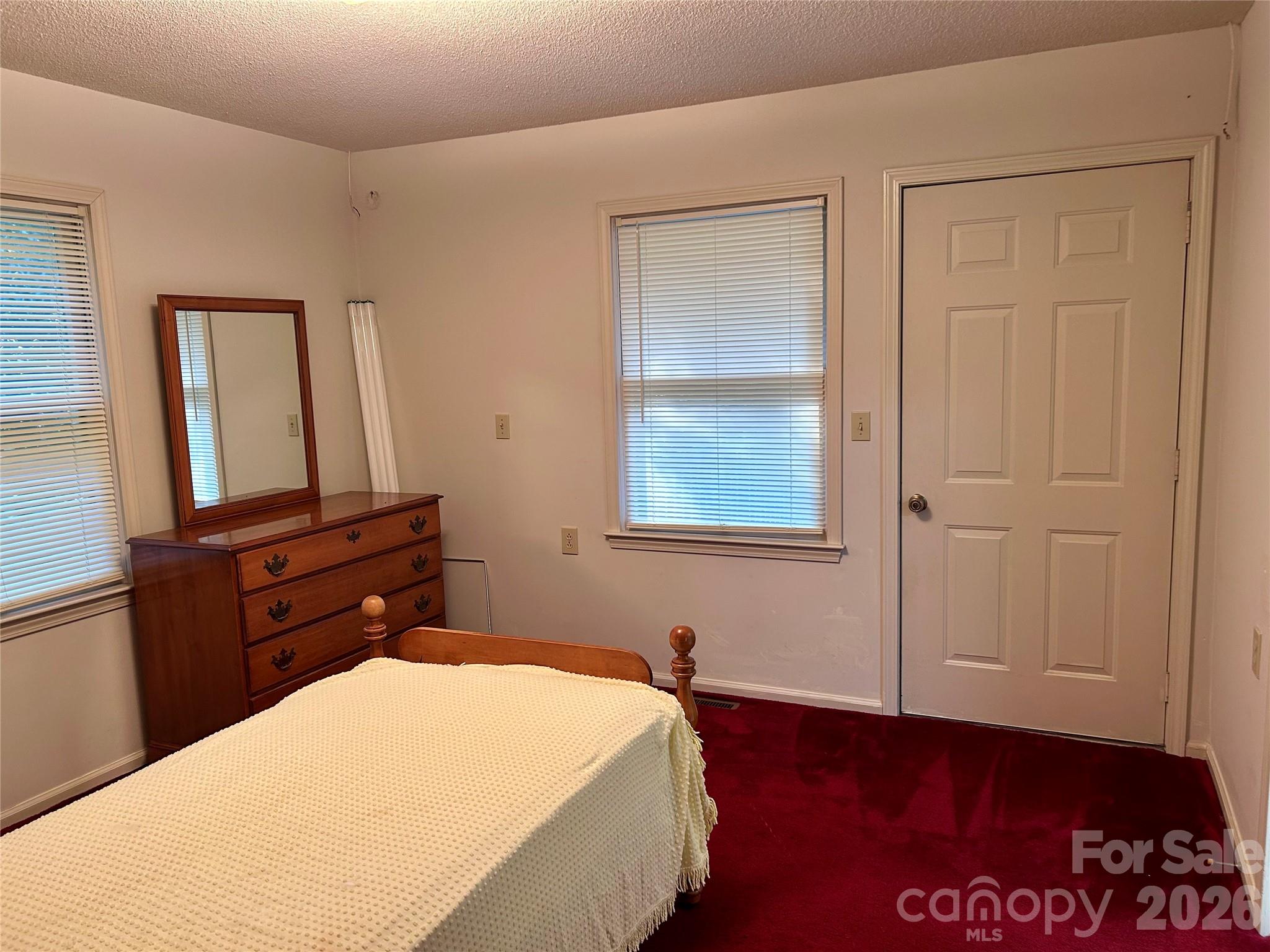 135 Davies Circle Property Photo 24