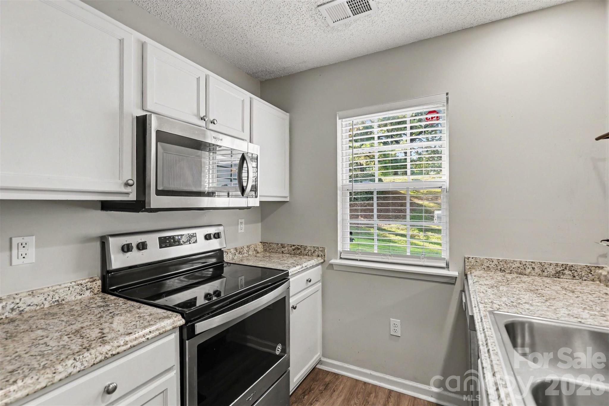 12331 Bluestem Lane Property Photo 13