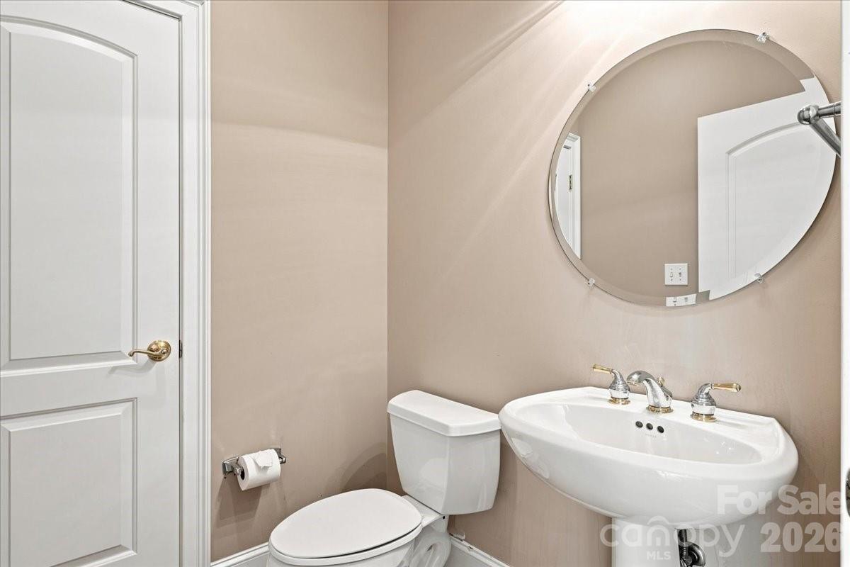 400 N Church Street 215 Property Photo 21