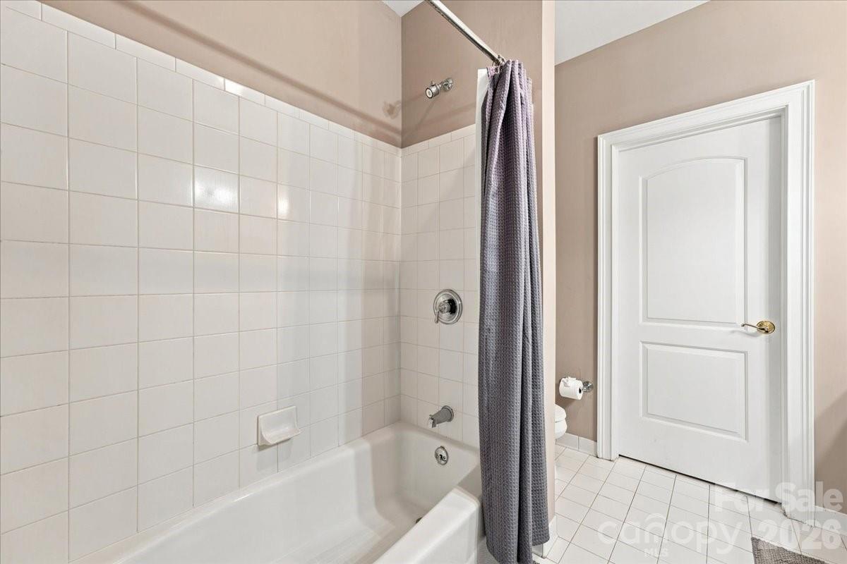 400 N Church Street 215 Property Photo 31