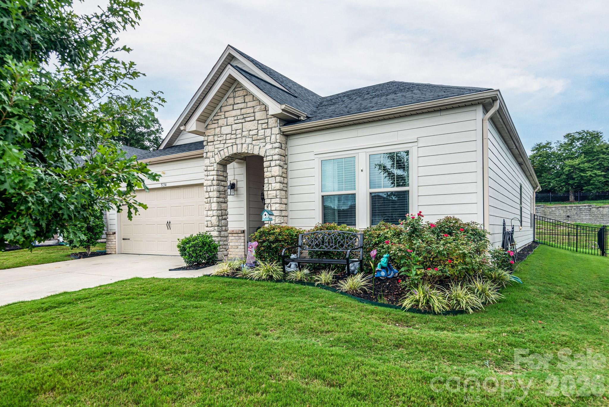 5134 Turtle Creek Drive Property Photo 3