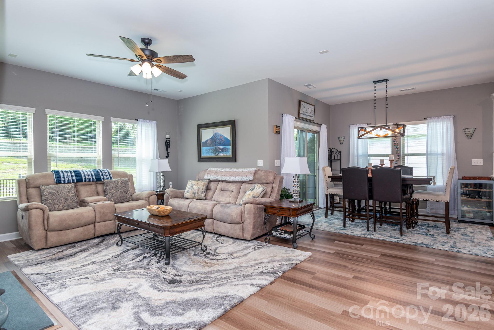 5134 Turtle Creek Drive Property Photo 6