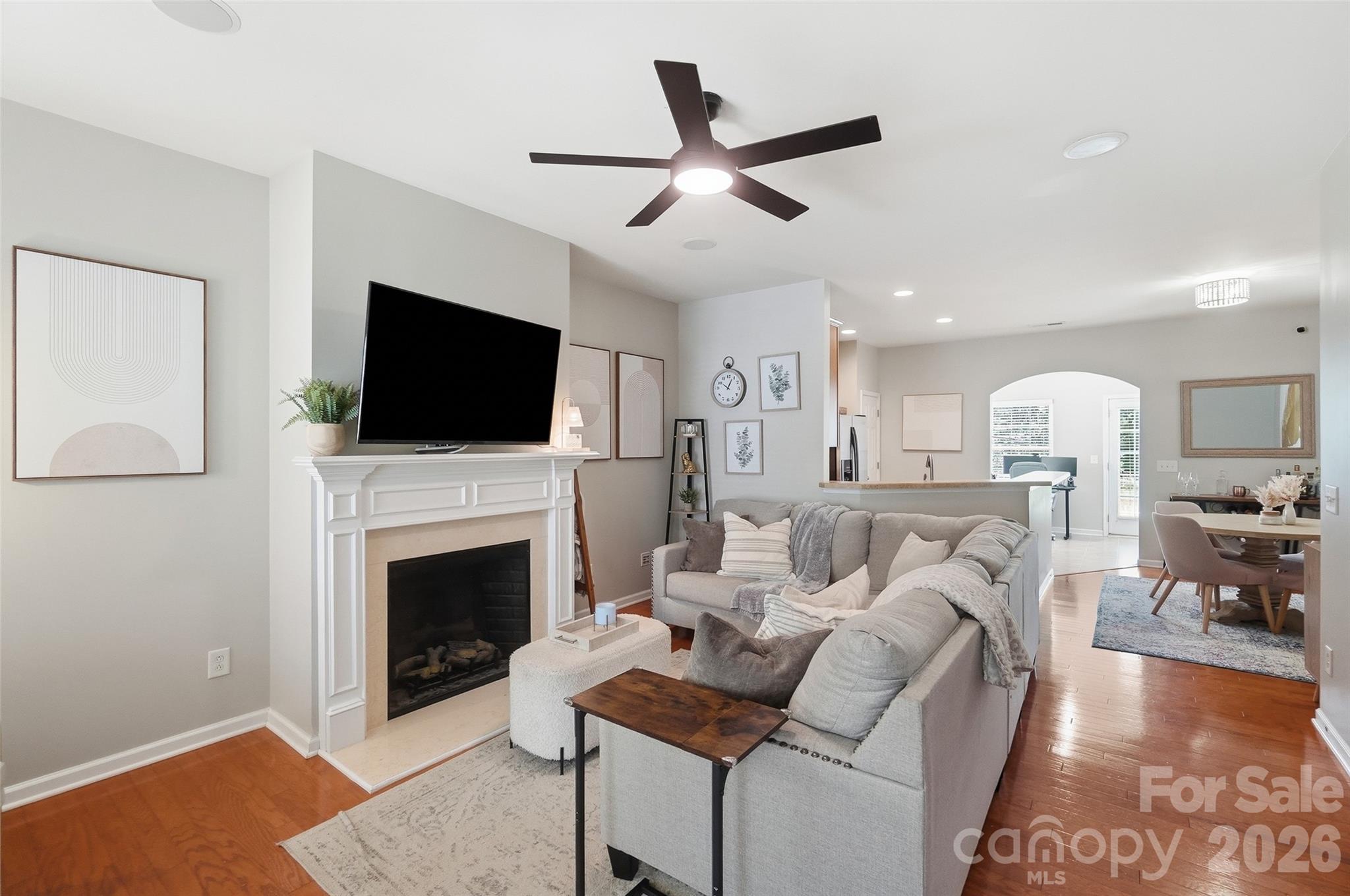 2311 Crosscut Drive Property Photo 8